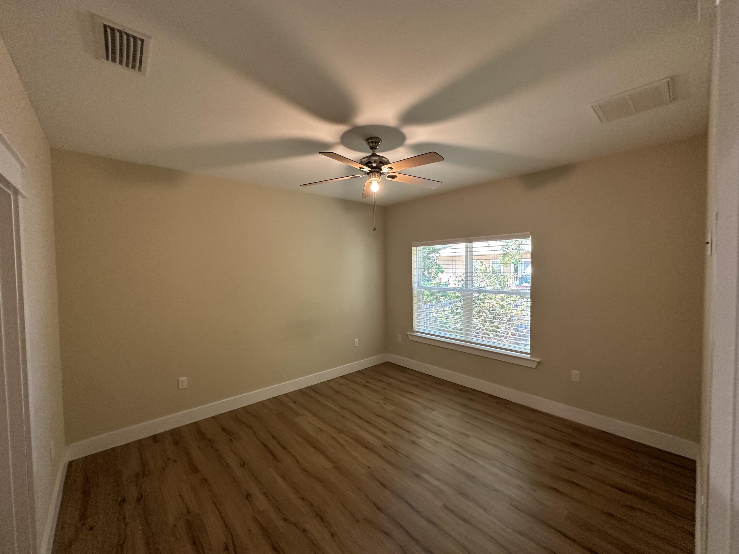 KELLYS ADDN - Residential Lease
