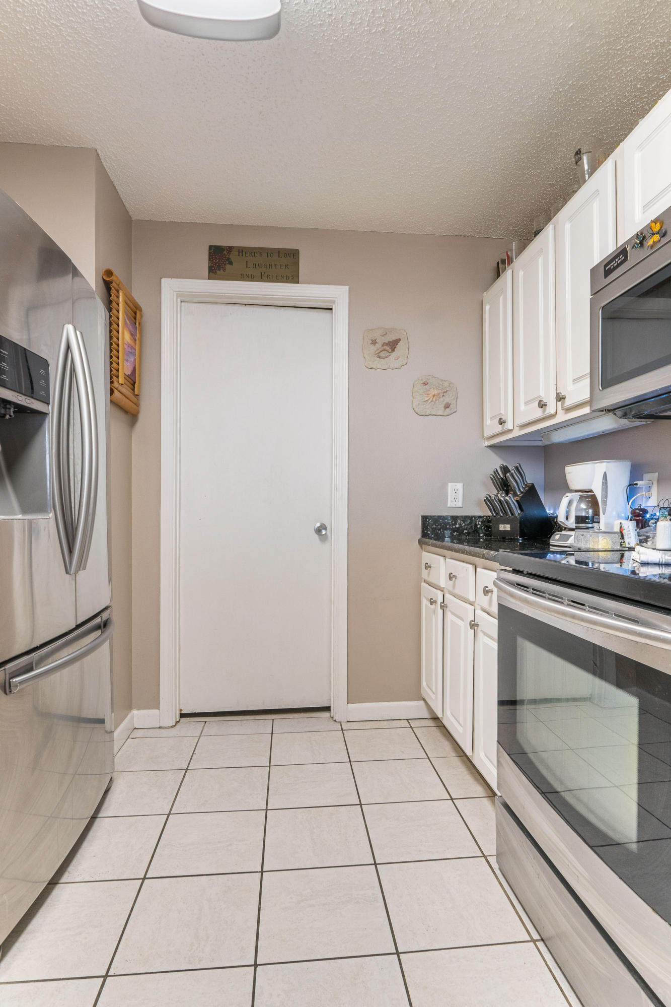 PALM COURT YACHT CLUB - Residential