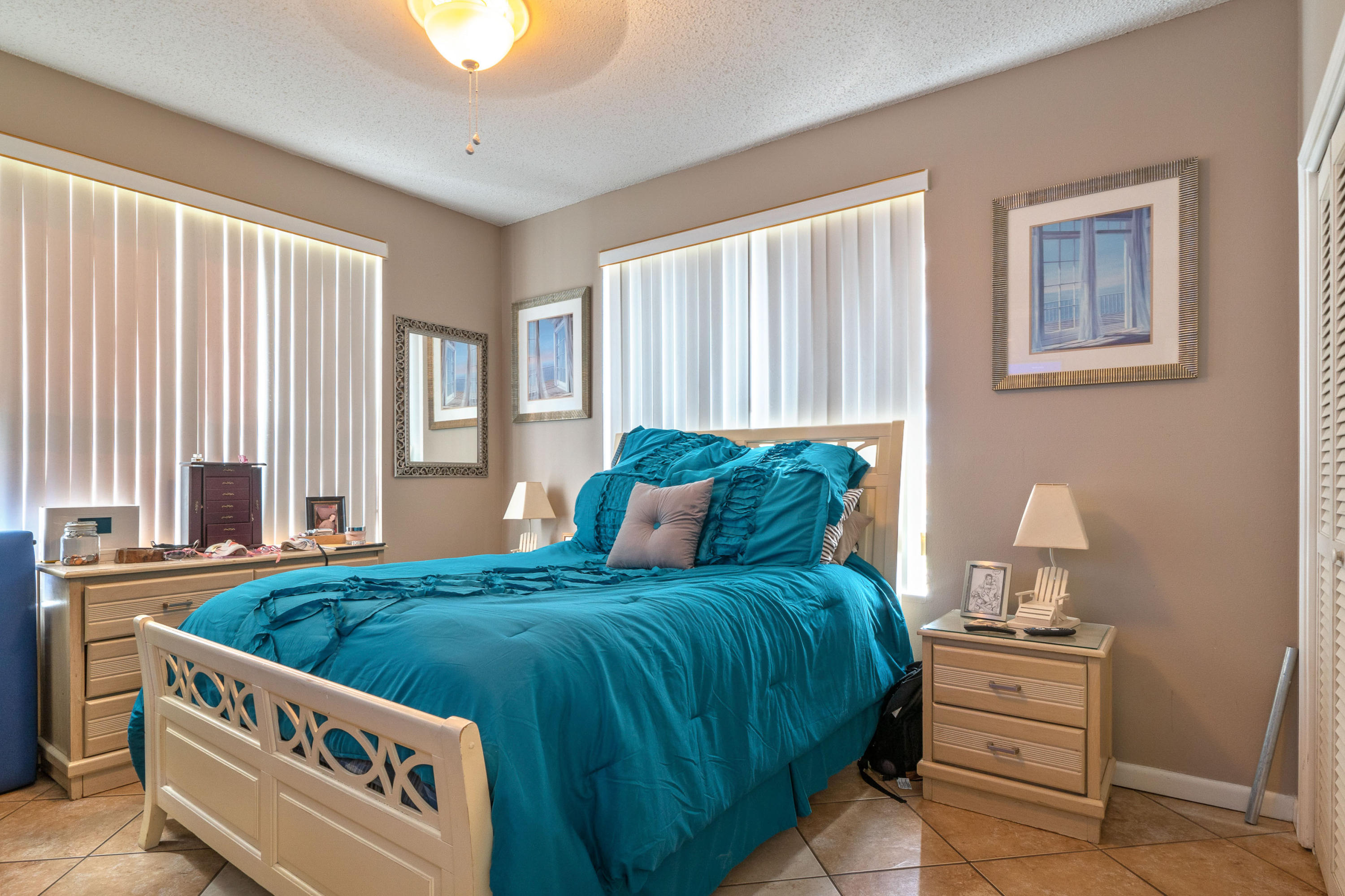 PALM COURT YACHT CLUB - Residential