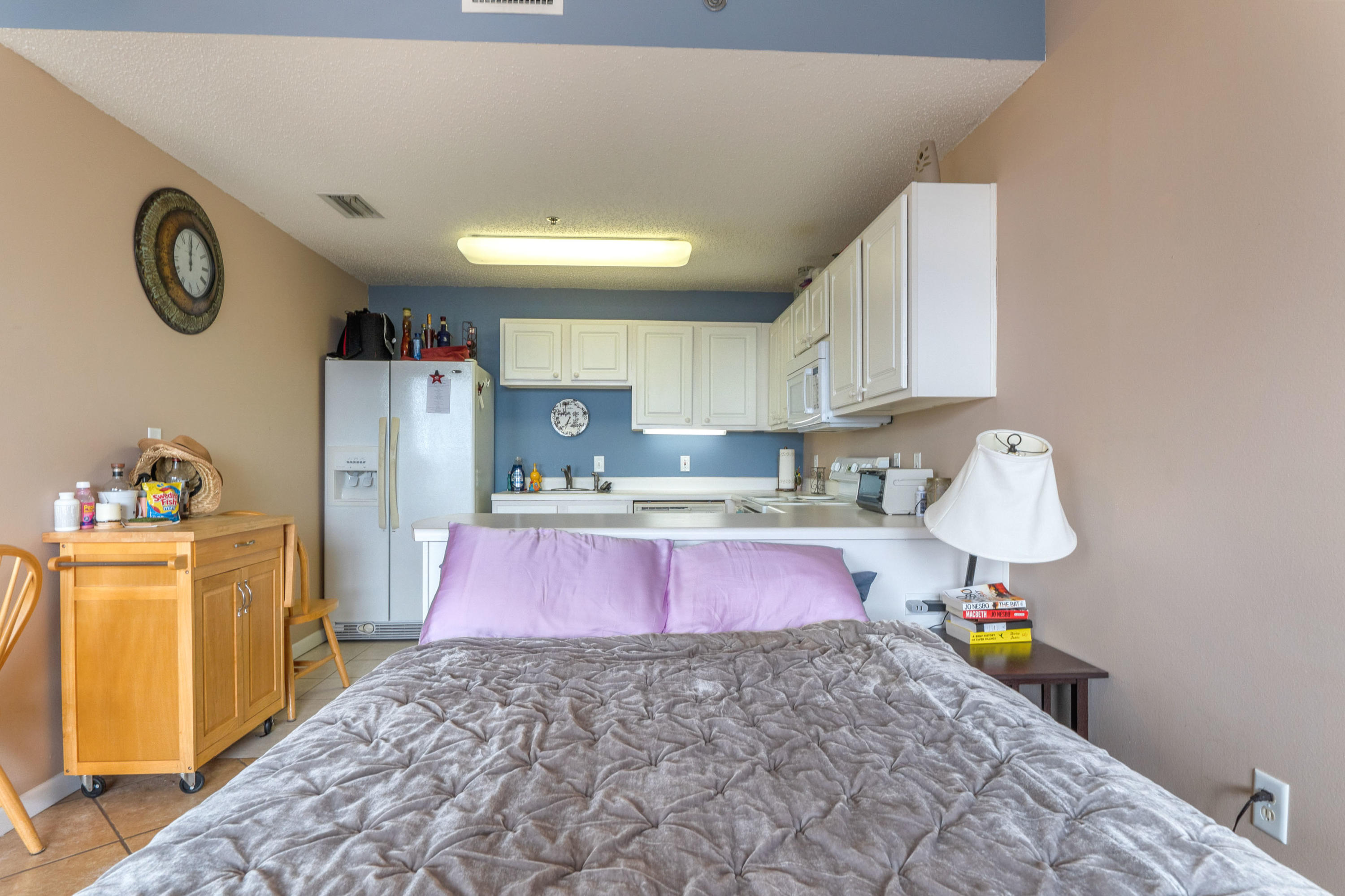 PALM COURT YACHT CLUB - Residential