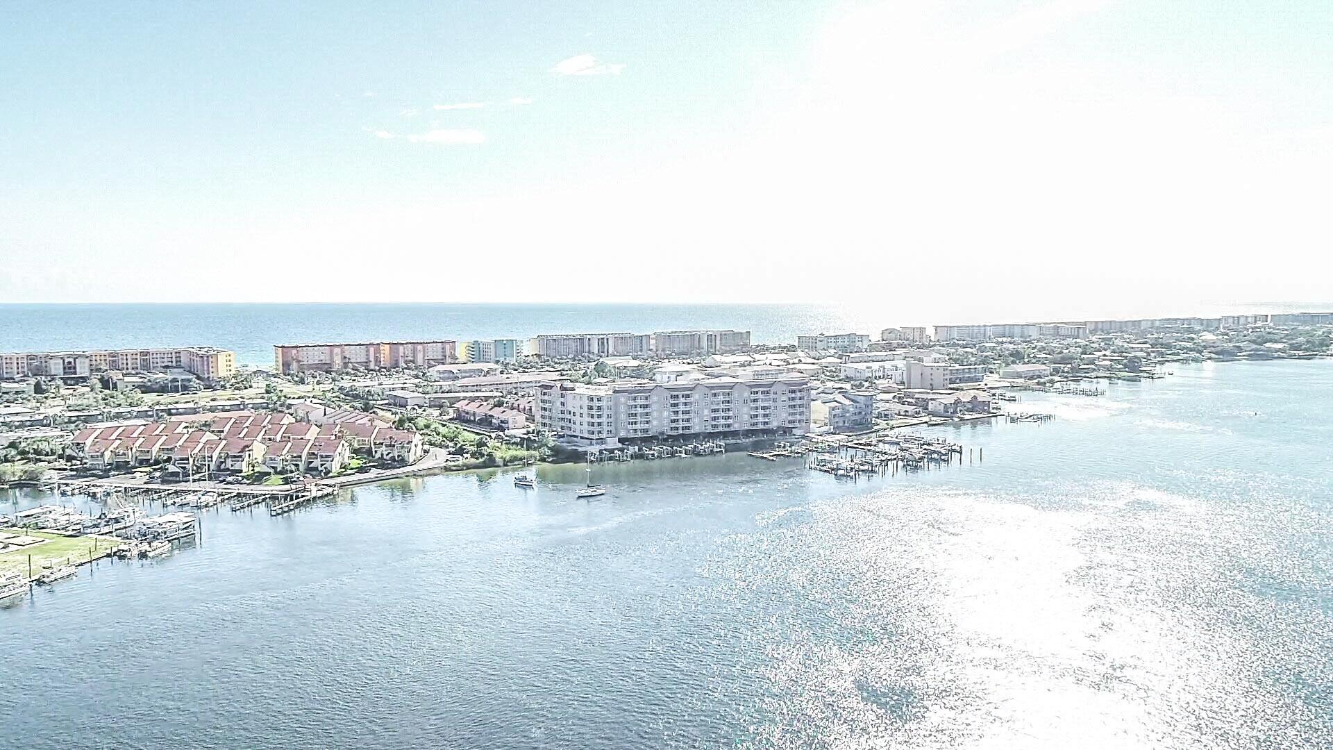 PALM COURT YACHT CLUB - Residential