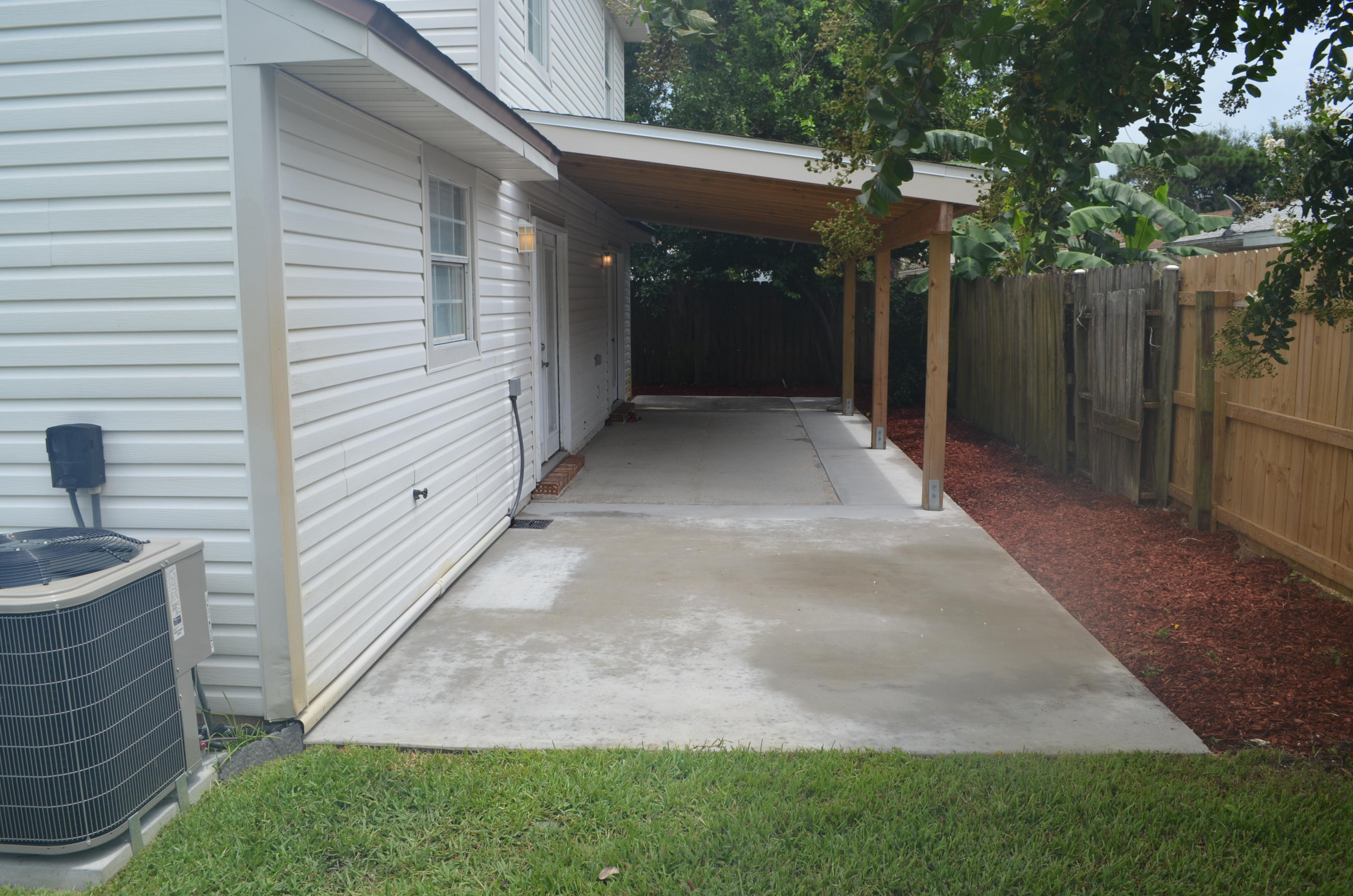 CANTERBURY WOODS - Residential Lease