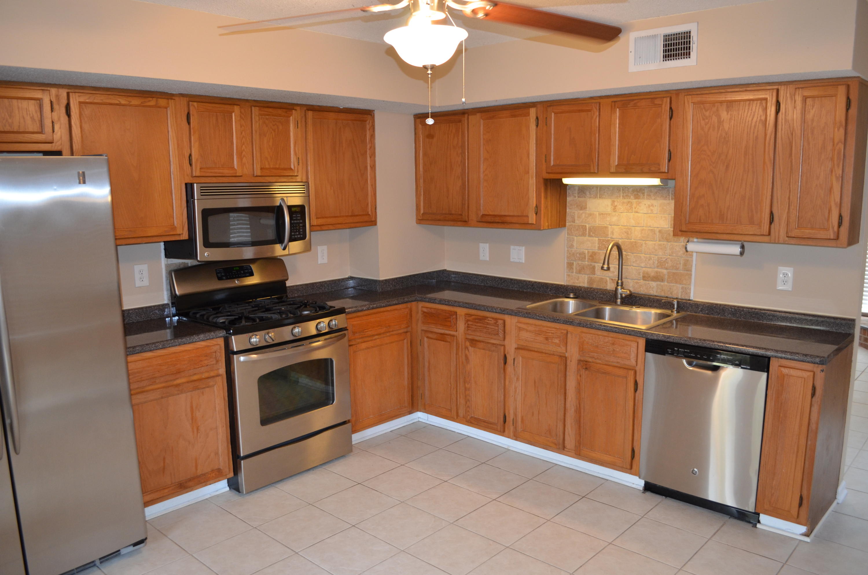 CANTERBURY WOODS - Residential Lease