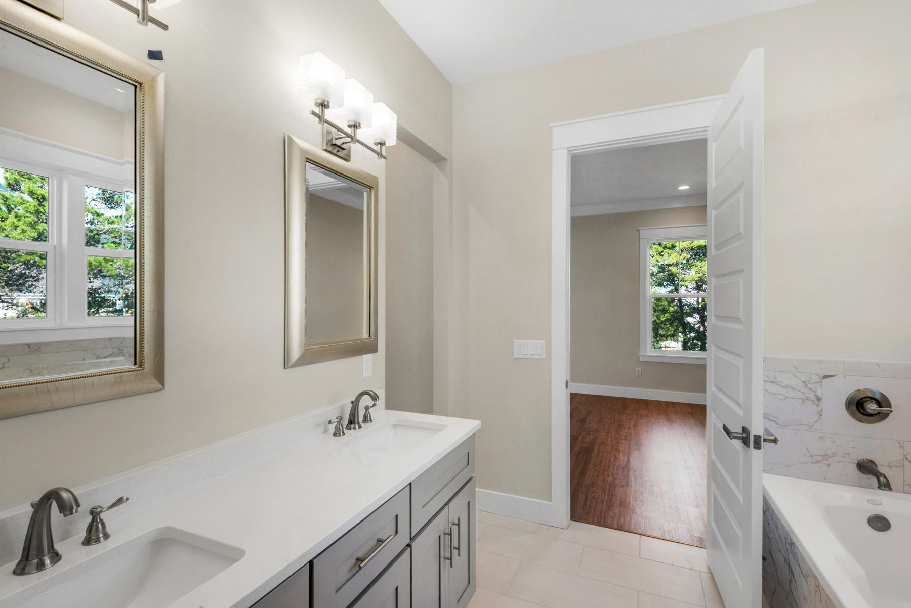 HIGHLAND PARKS - Residential