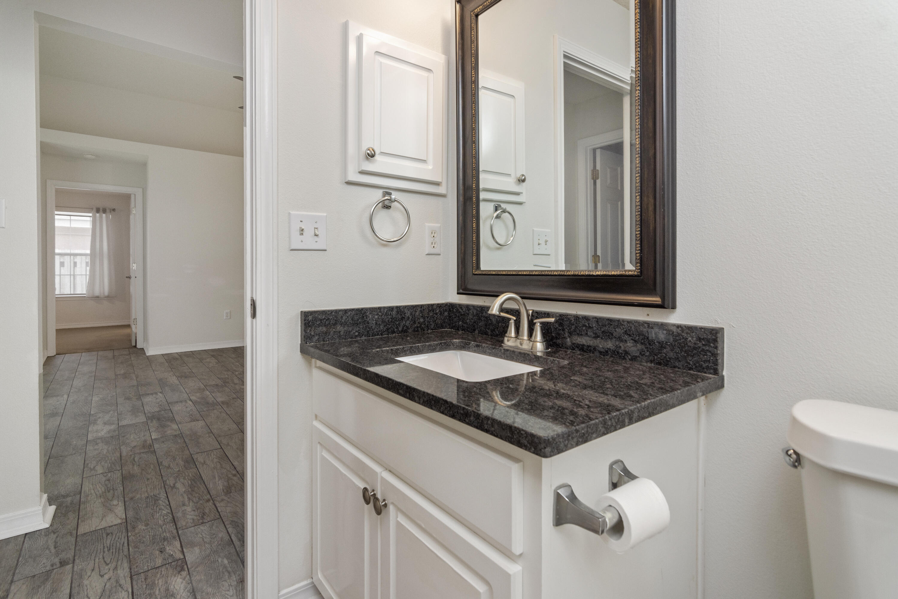 EMERALD VILLAGE PH I - Residential