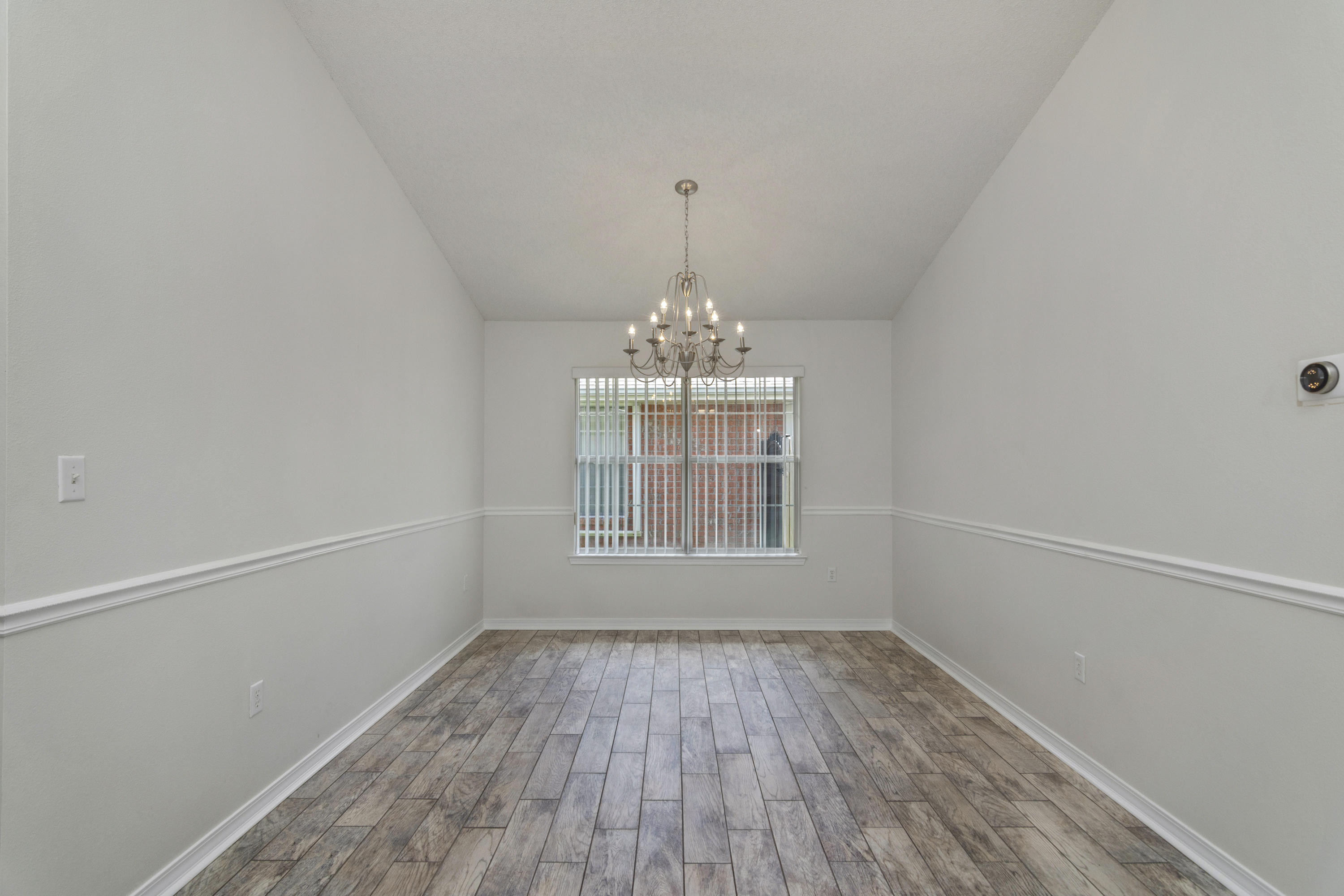 EMERALD VILLAGE PH I - Residential