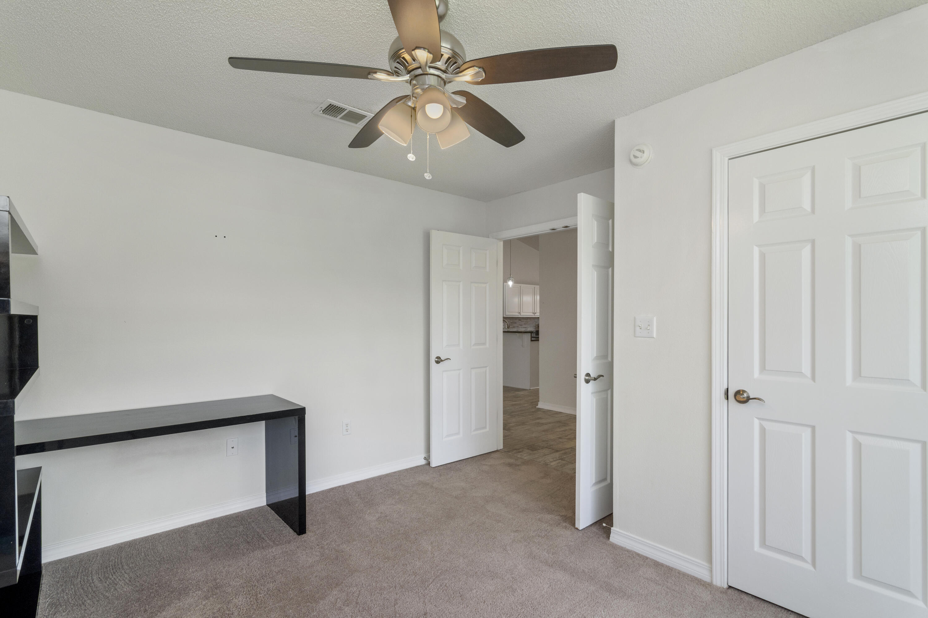 EMERALD VILLAGE PH I - Residential