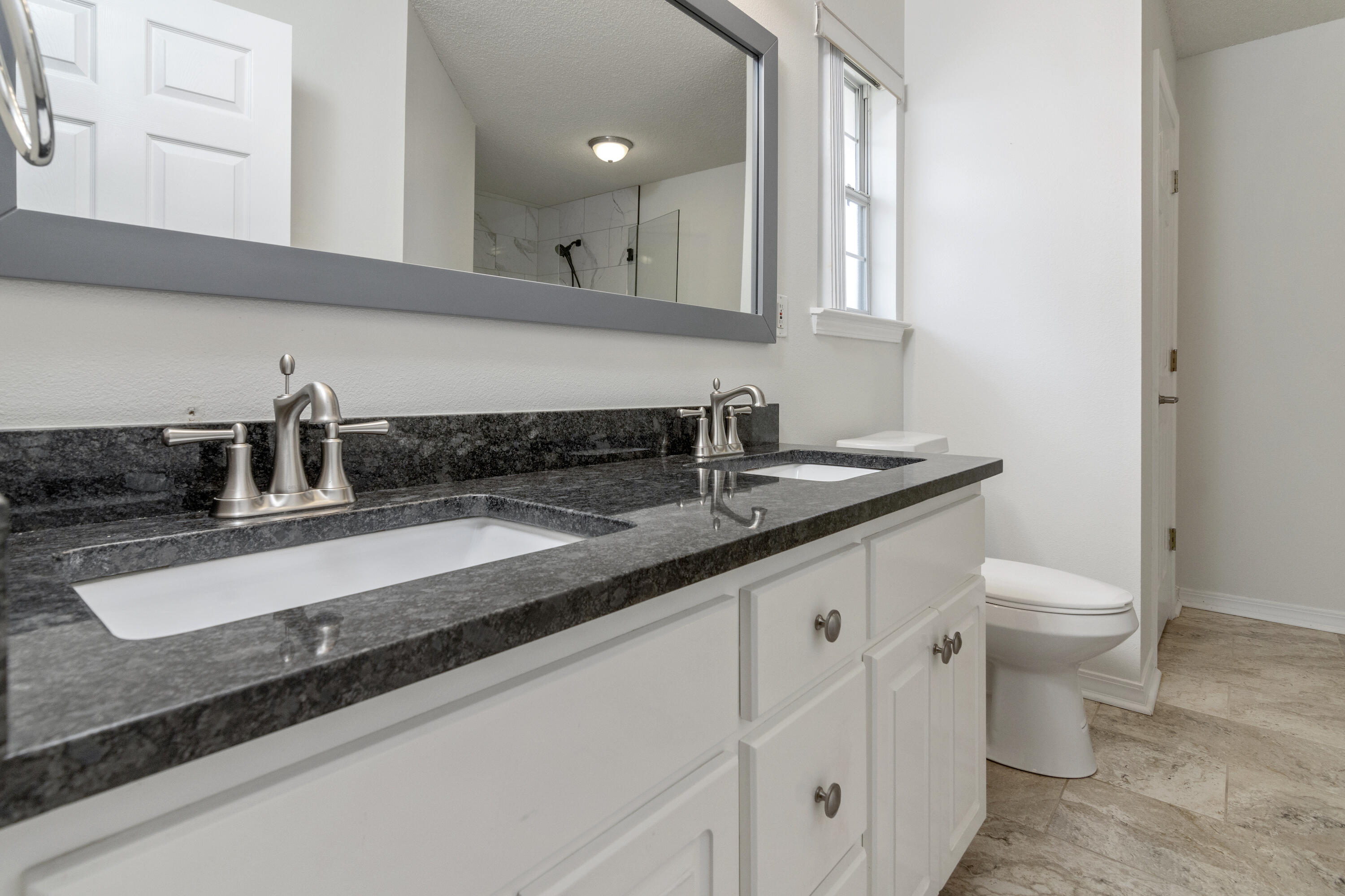 EMERALD VILLAGE PH I - Residential