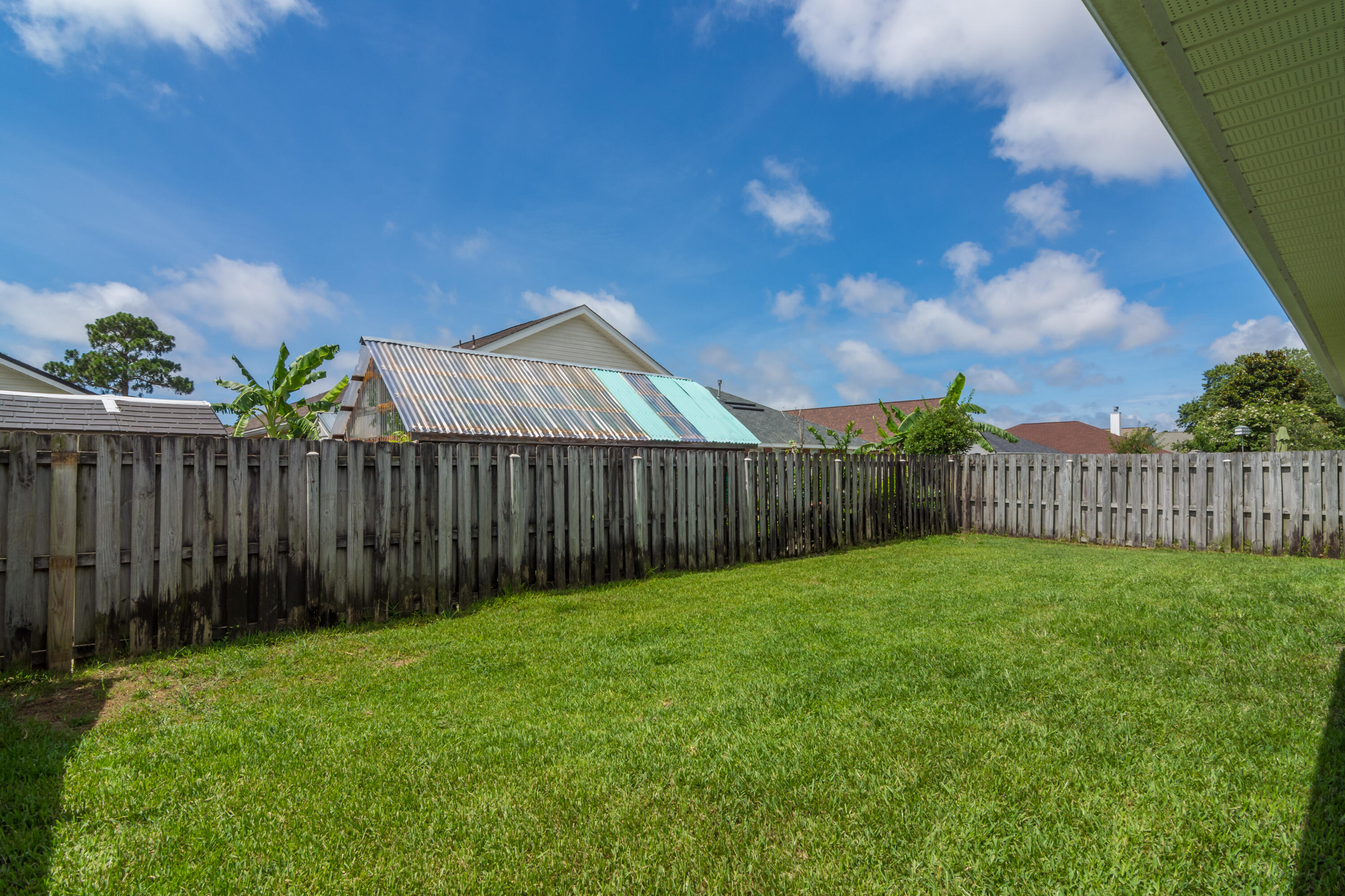 EMERALD VILLAGE PH I - Residential