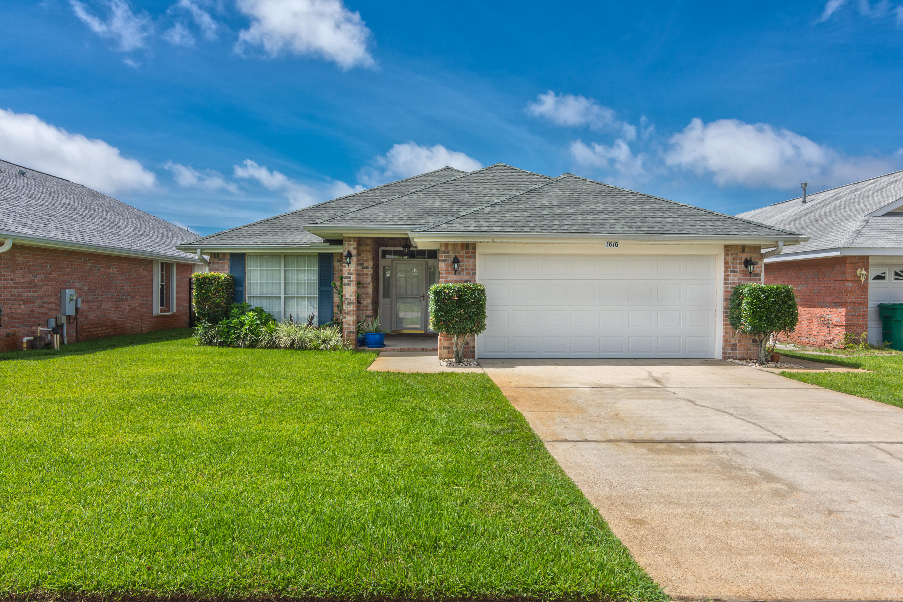 EMERALD VILLAGE PH I - Residential