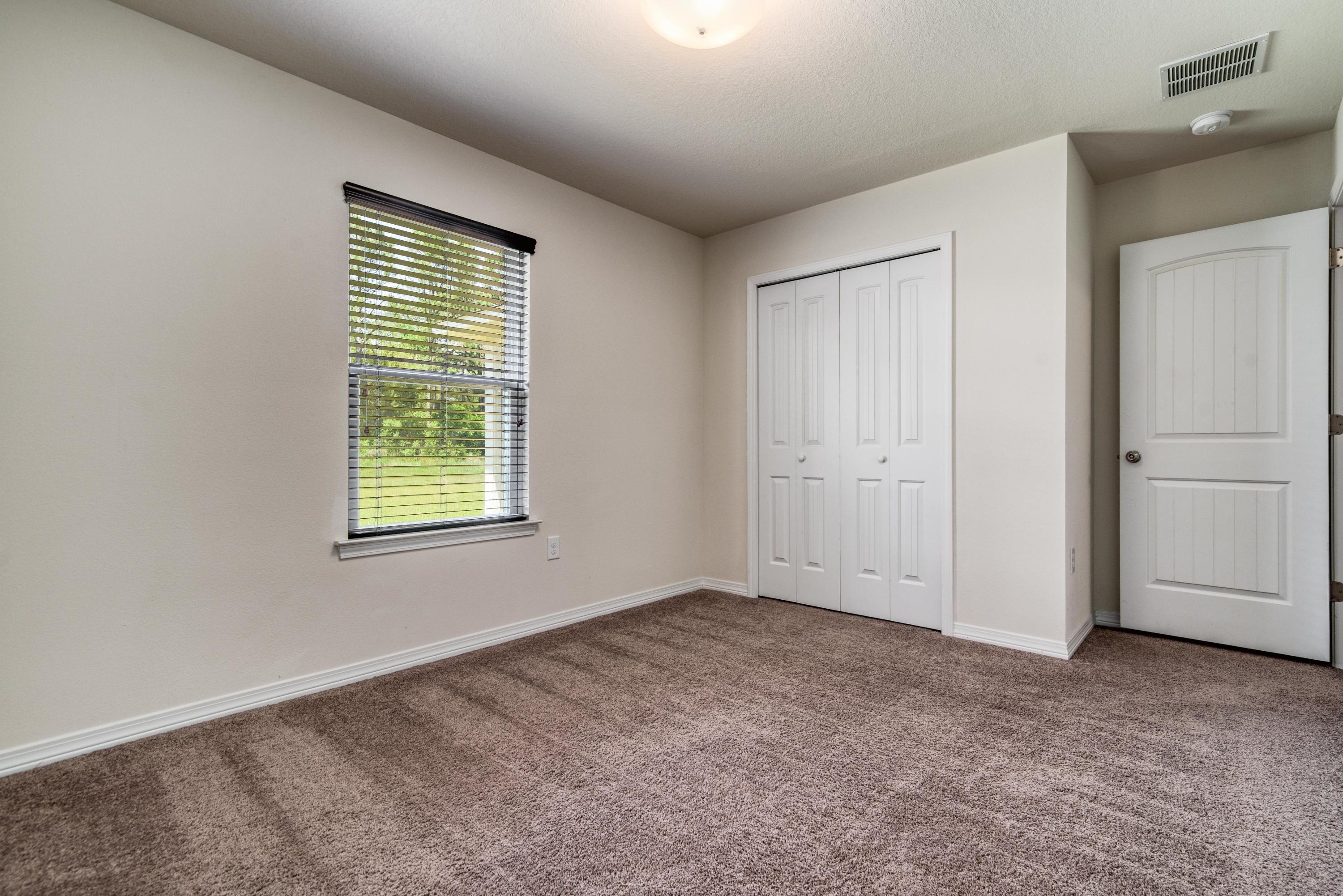 NAVARRE S/D 2ND ADDN - Residential