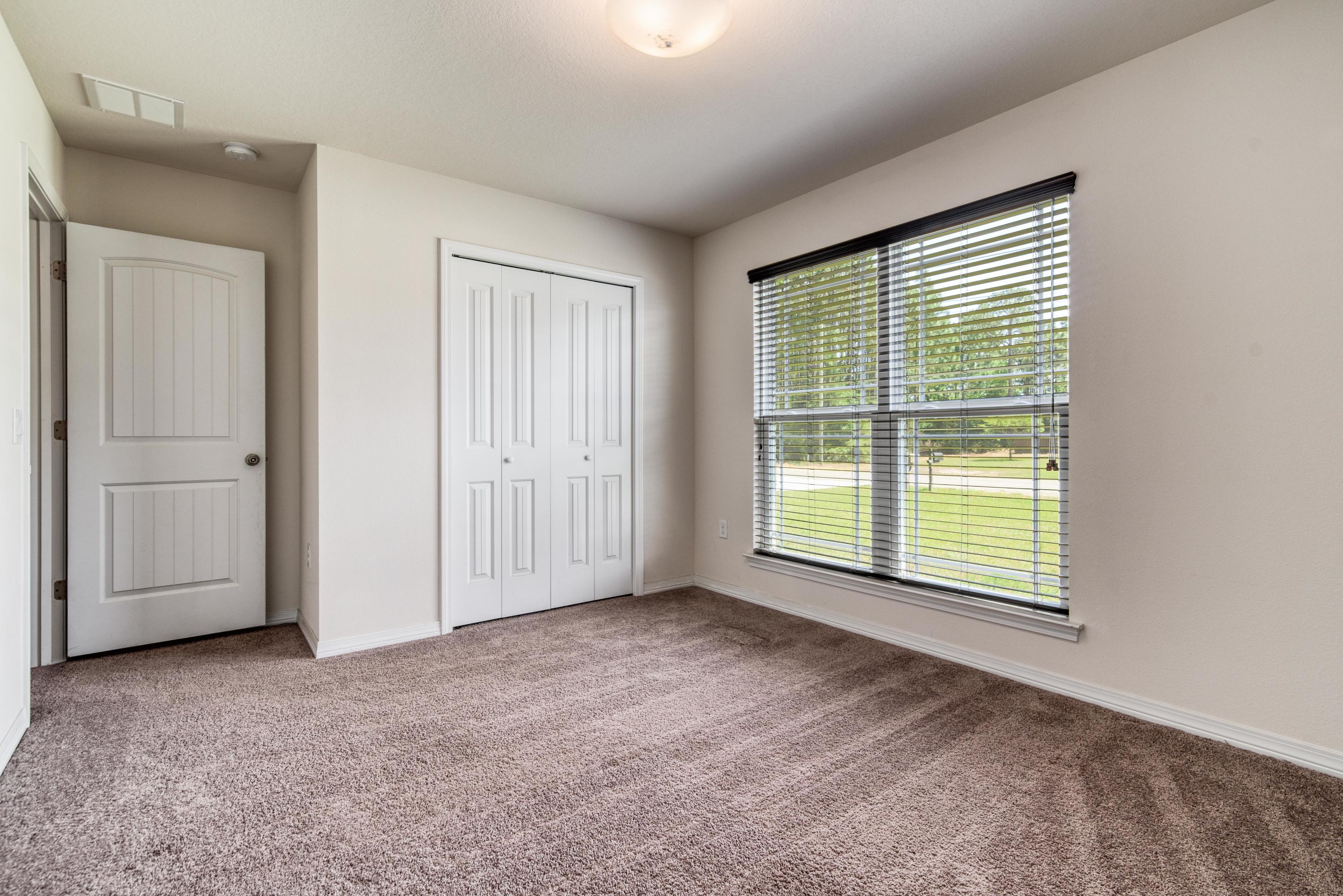 NAVARRE S/D 2ND ADDN - Residential