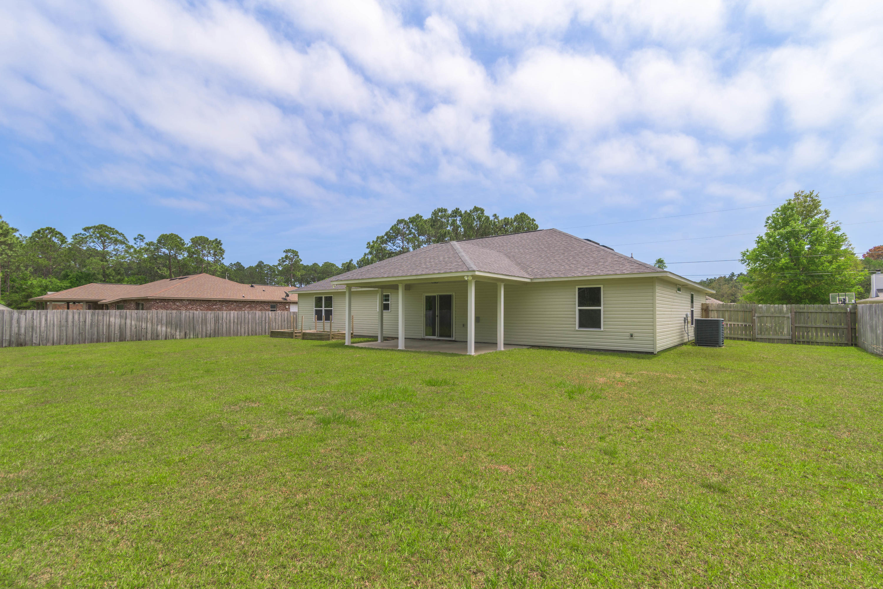 NAVARRE S/D 2ND ADDN - Residential