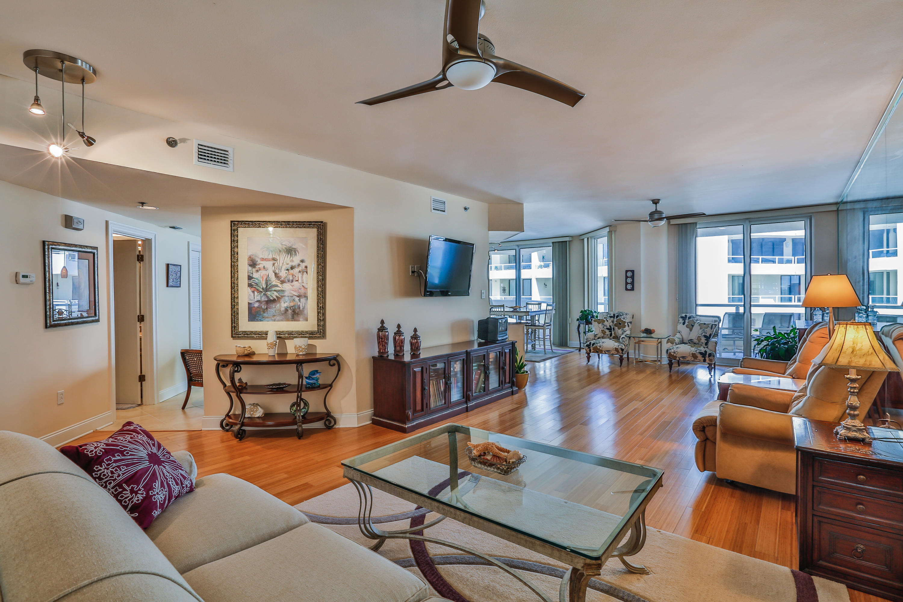 EAST PASS TOWERS CONDO PH 2 - Residential