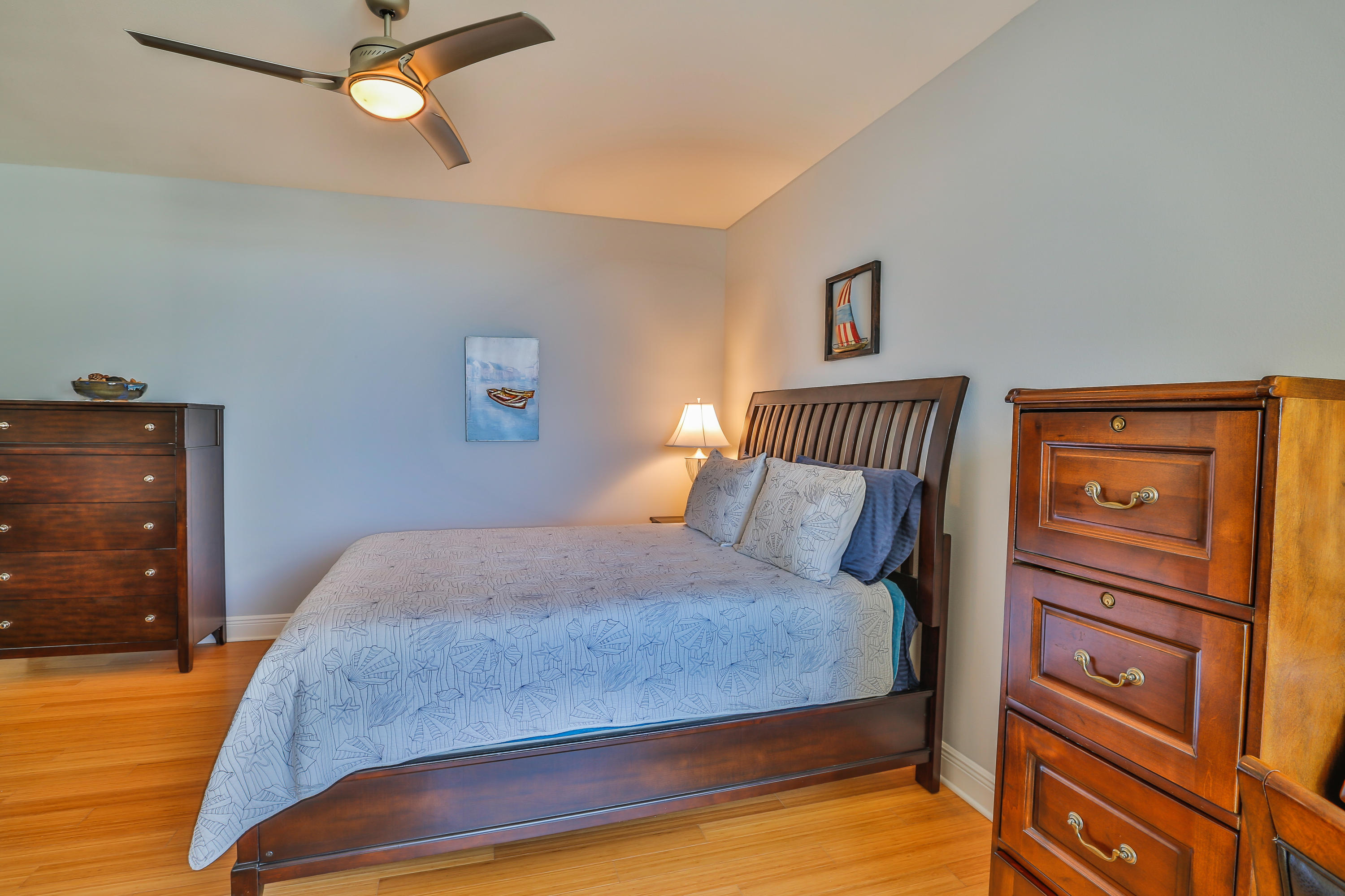 EAST PASS TOWERS CONDO PH 2 - Residential