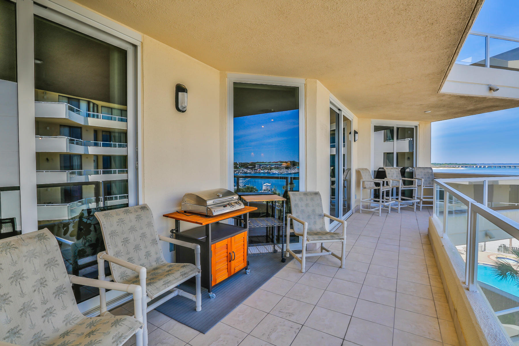 EAST PASS TOWERS CONDO PH 2 - Residential