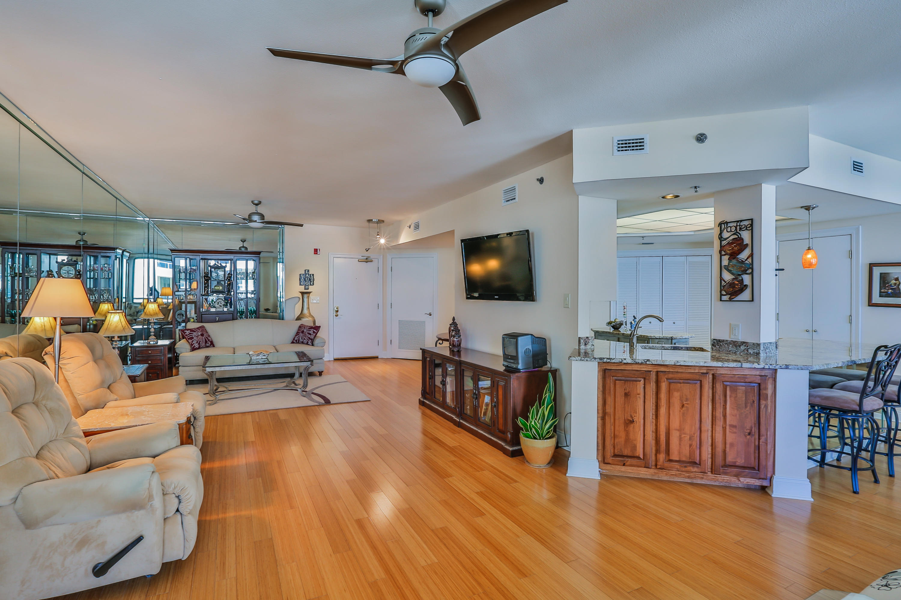 EAST PASS TOWERS CONDO PH 2 - Residential