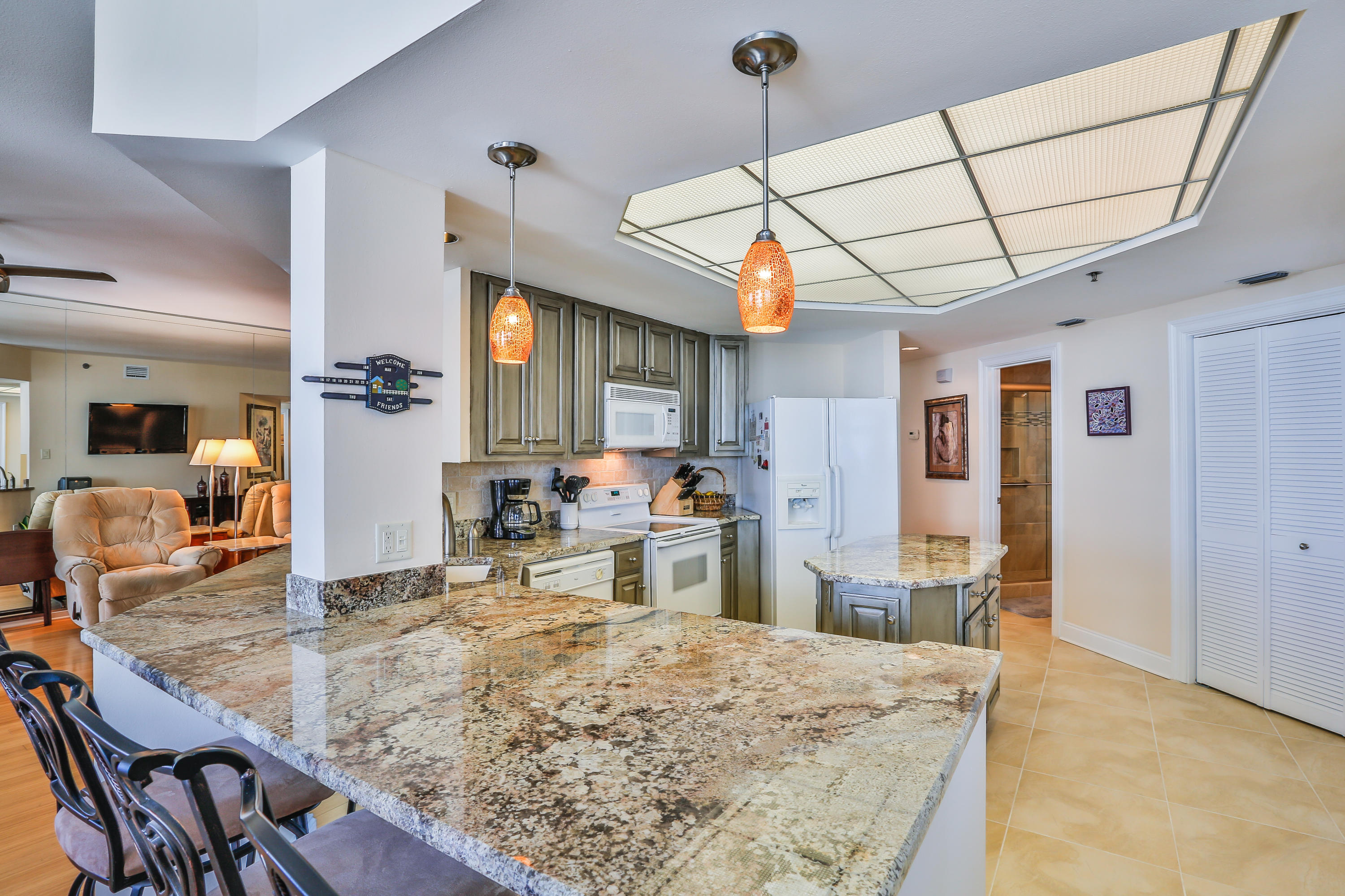 EAST PASS TOWERS CONDO PH 2 - Residential