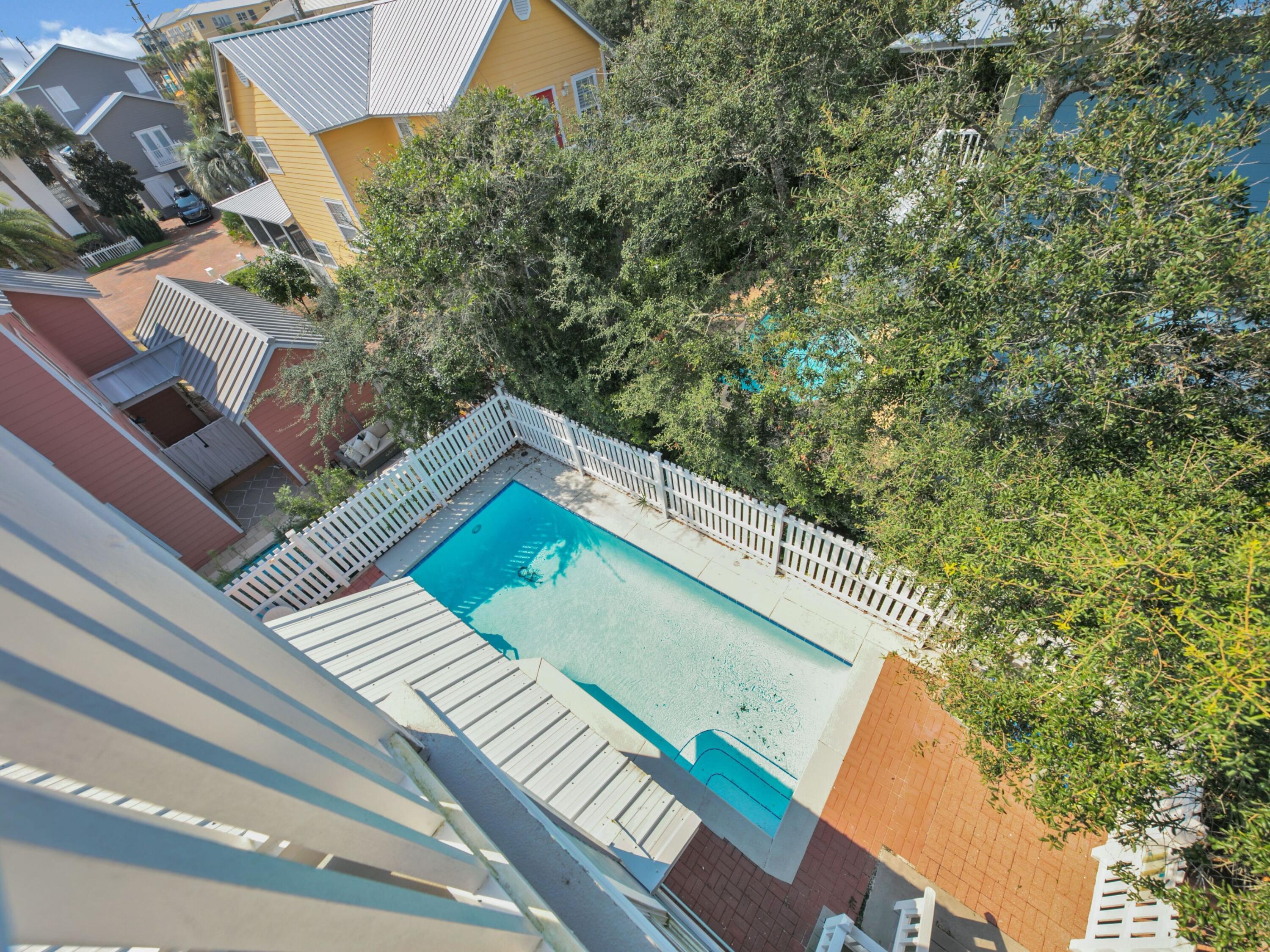 SUNRISE BEACH - Residential