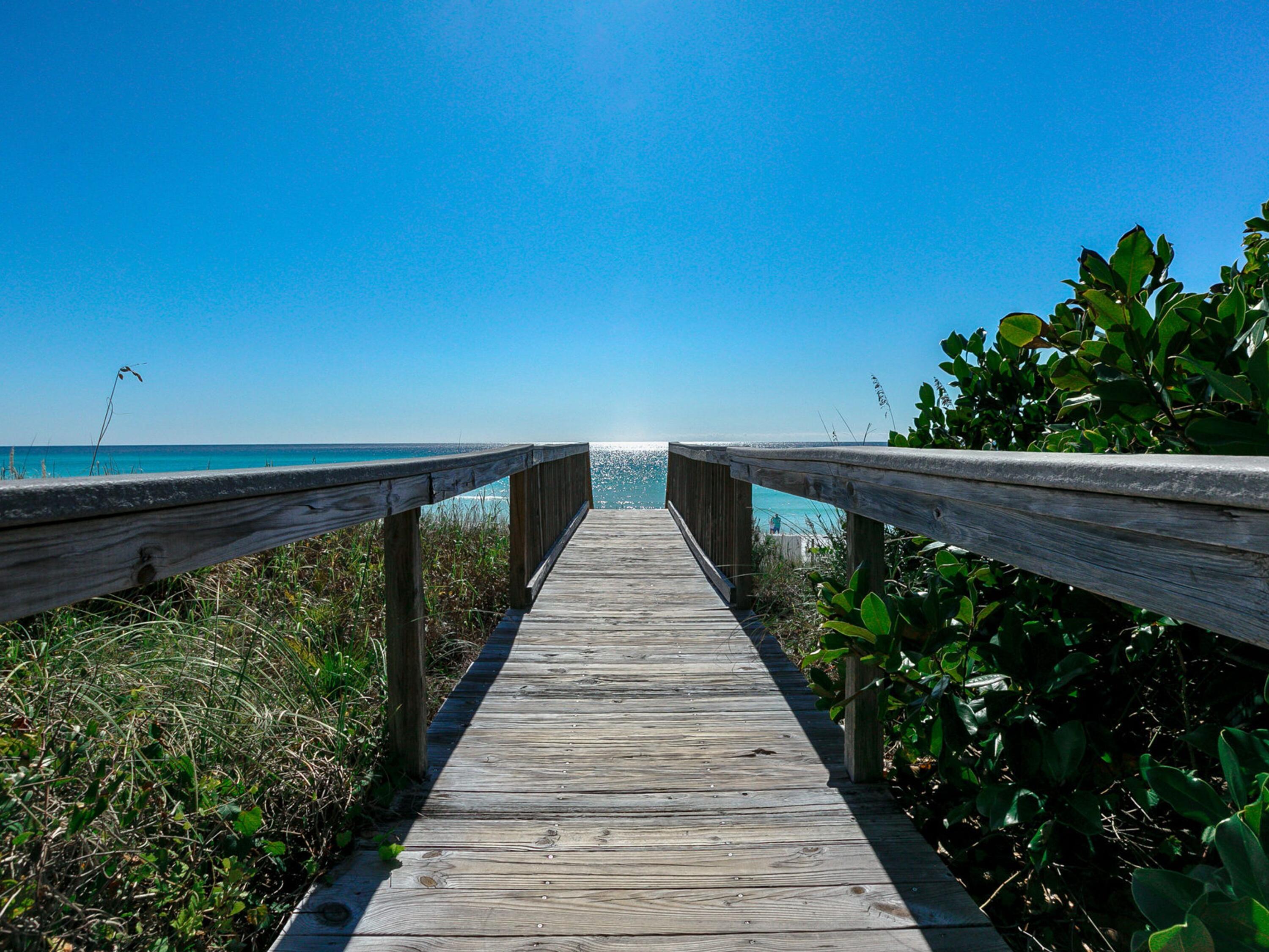 SUNRISE BEACH - Residential