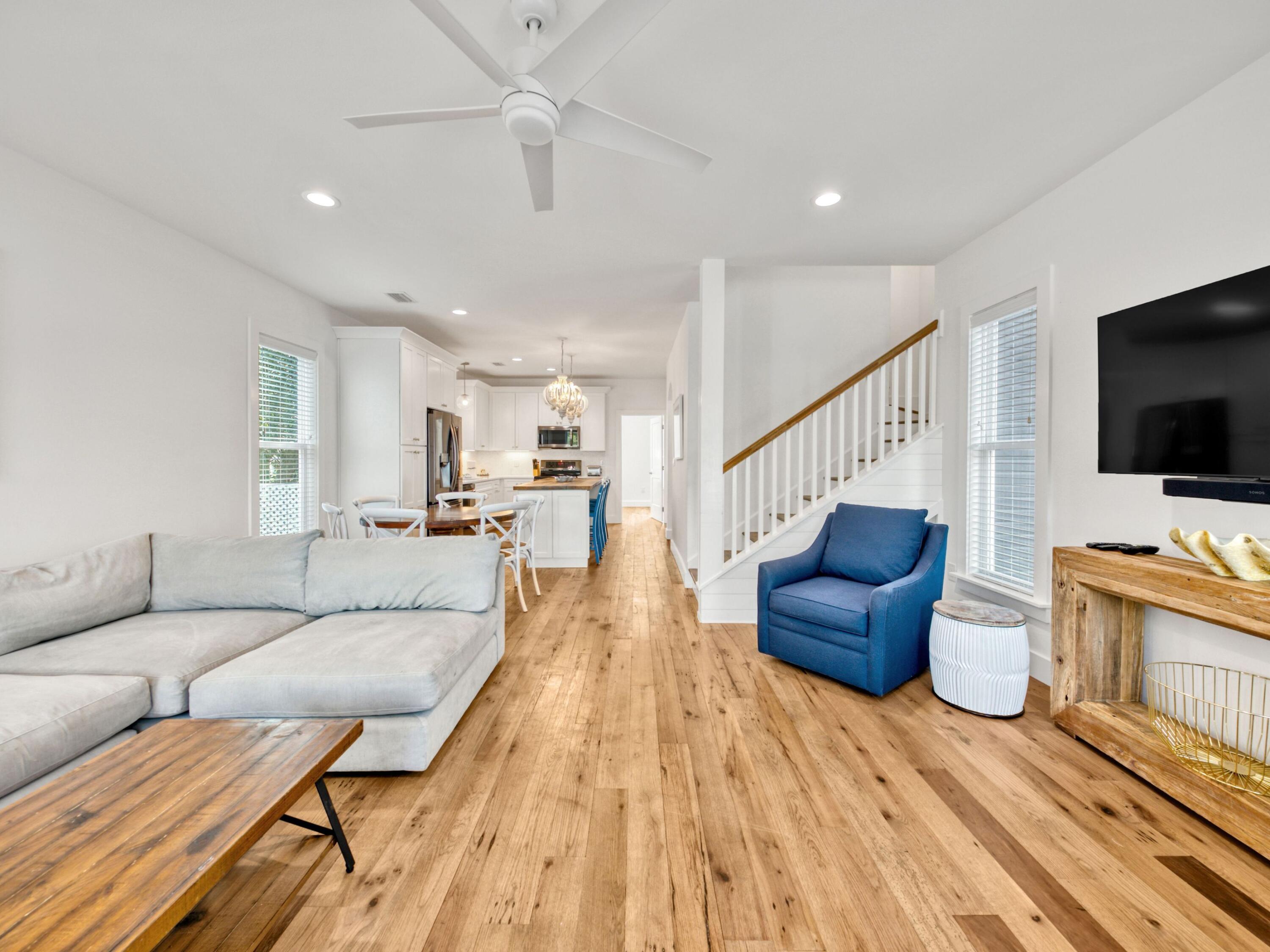 SUNRISE BEACH - Residential