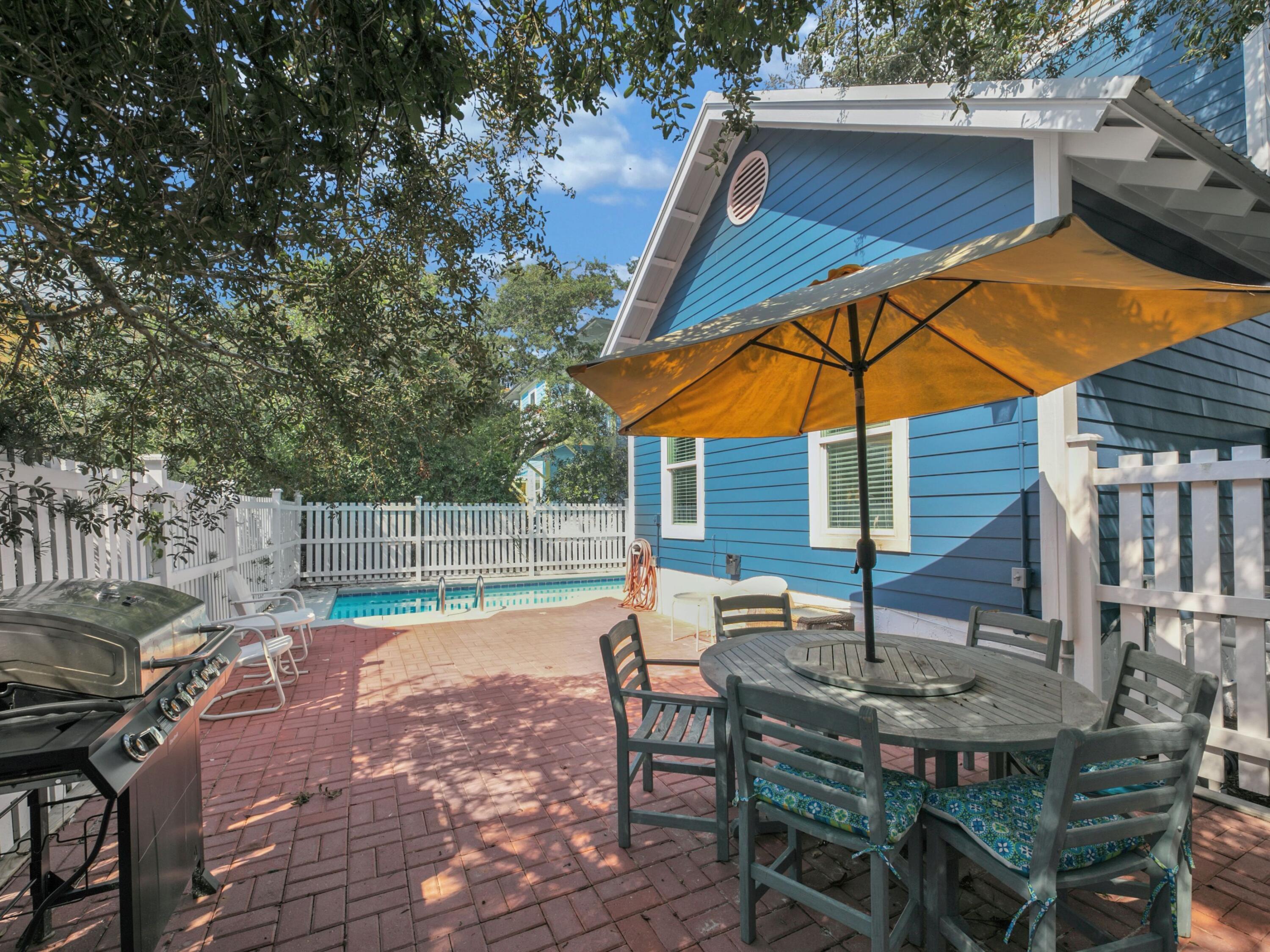 SUNRISE BEACH - Residential