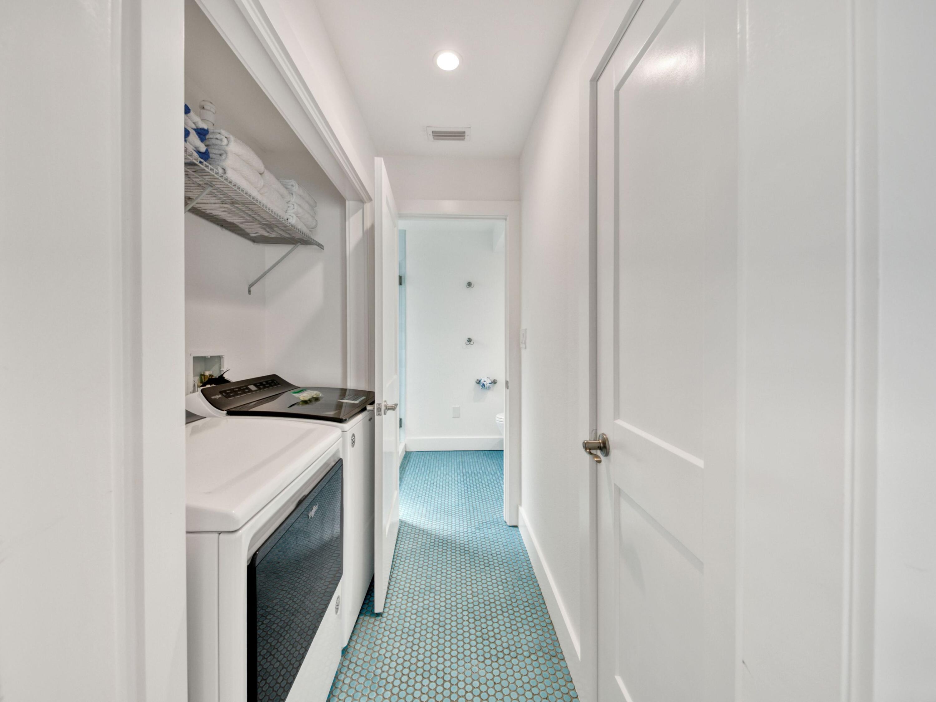 SUNRISE BEACH - Residential