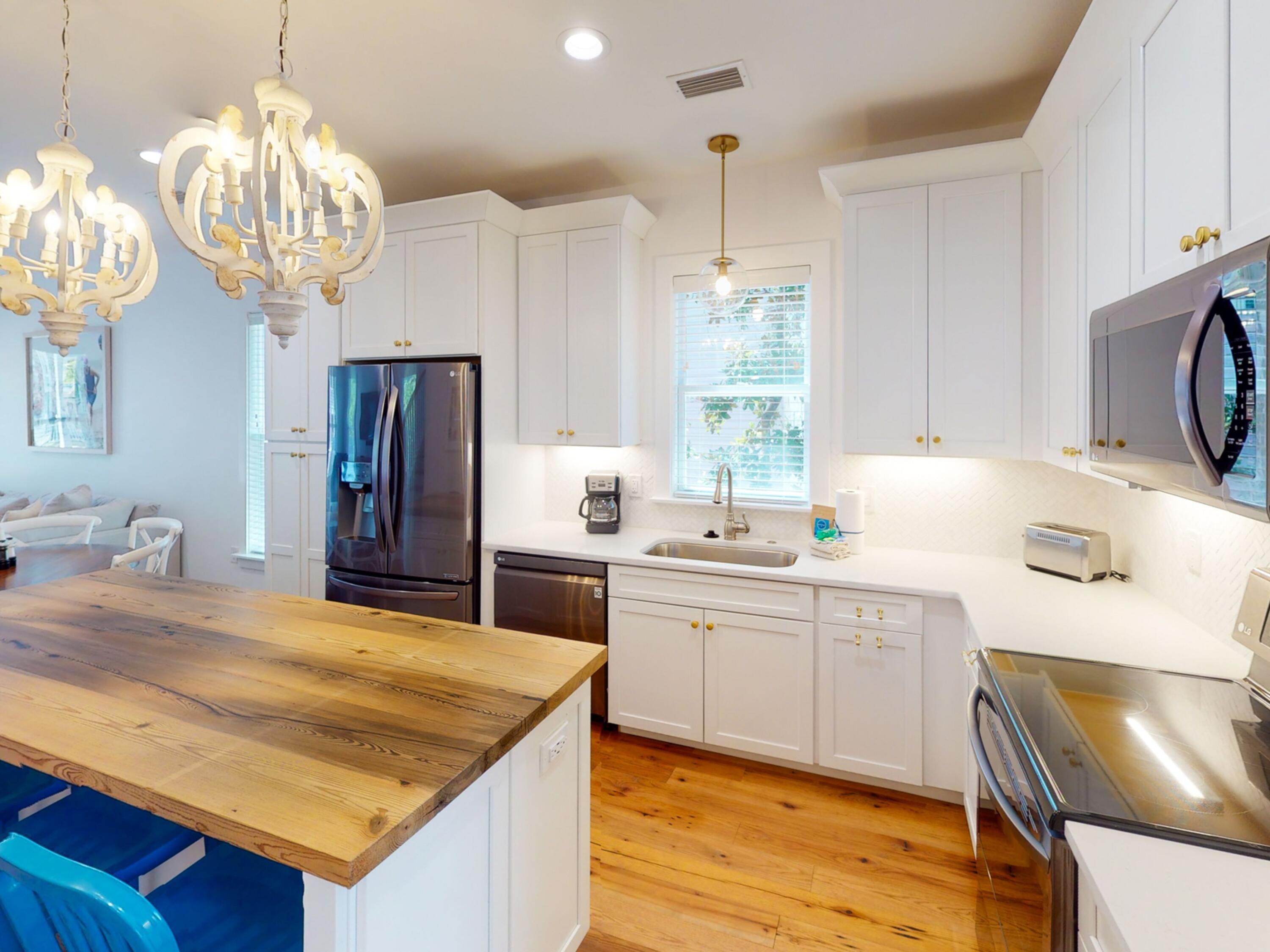 SUNRISE BEACH - Residential