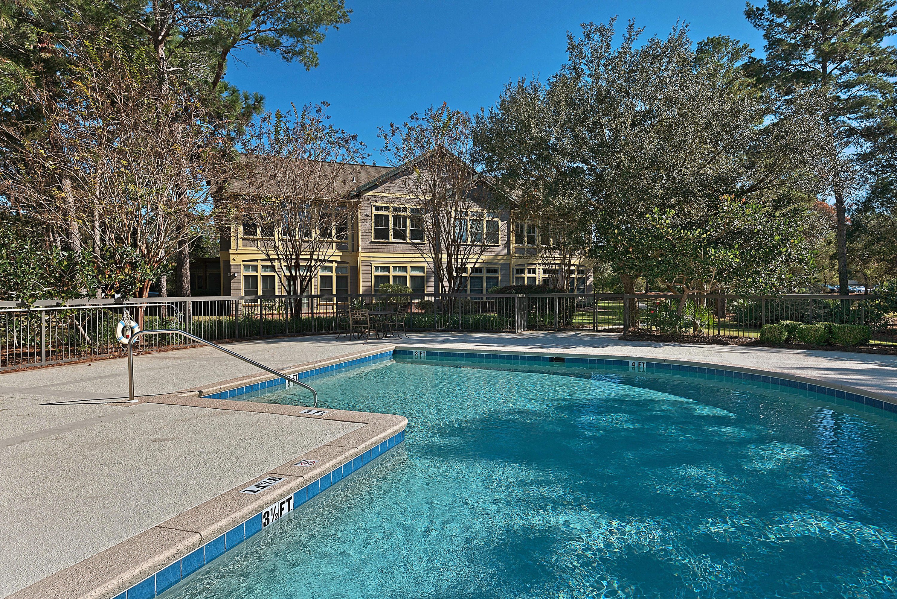 WILD HERON LINKSIDE - Residential