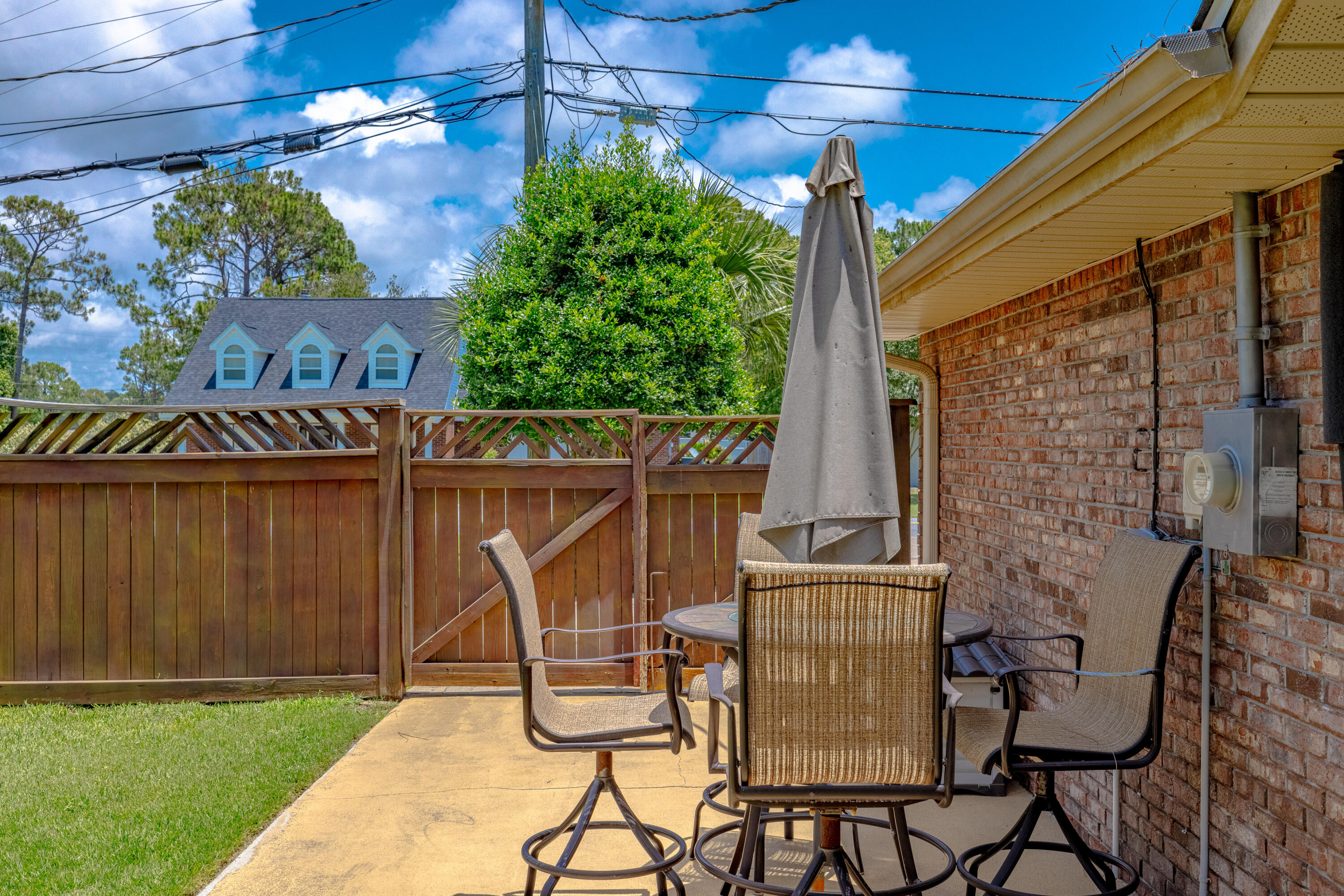 Colony Club - Residential