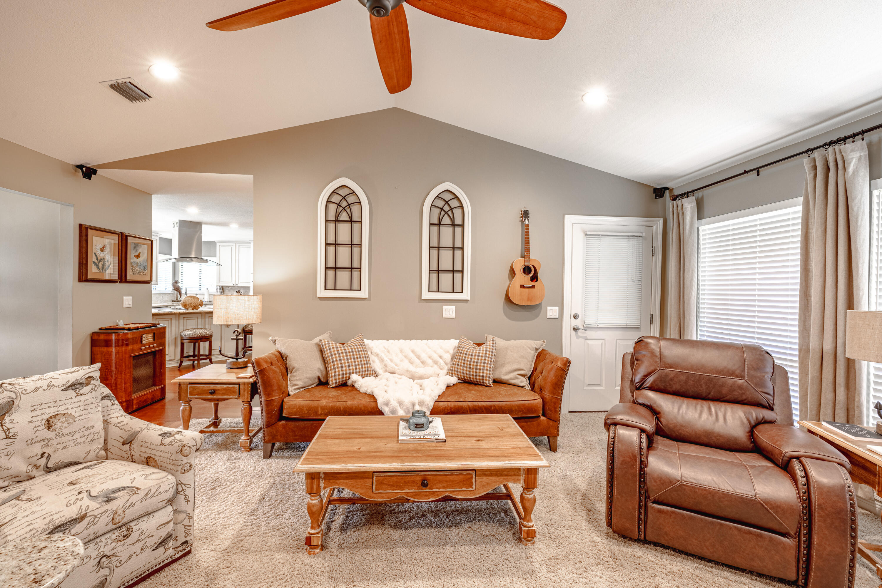 Colony Club - Residential