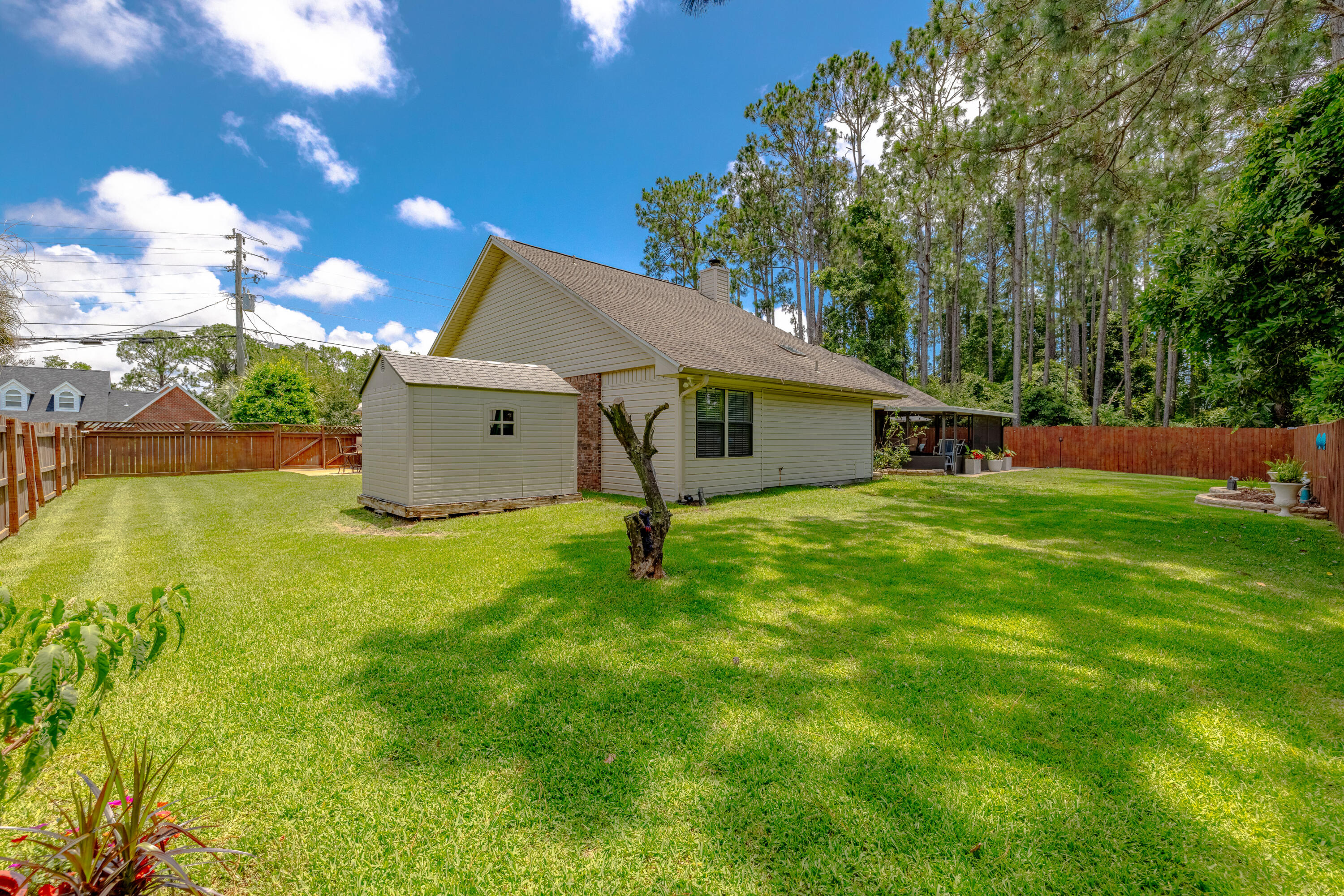 Colony Club - Residential