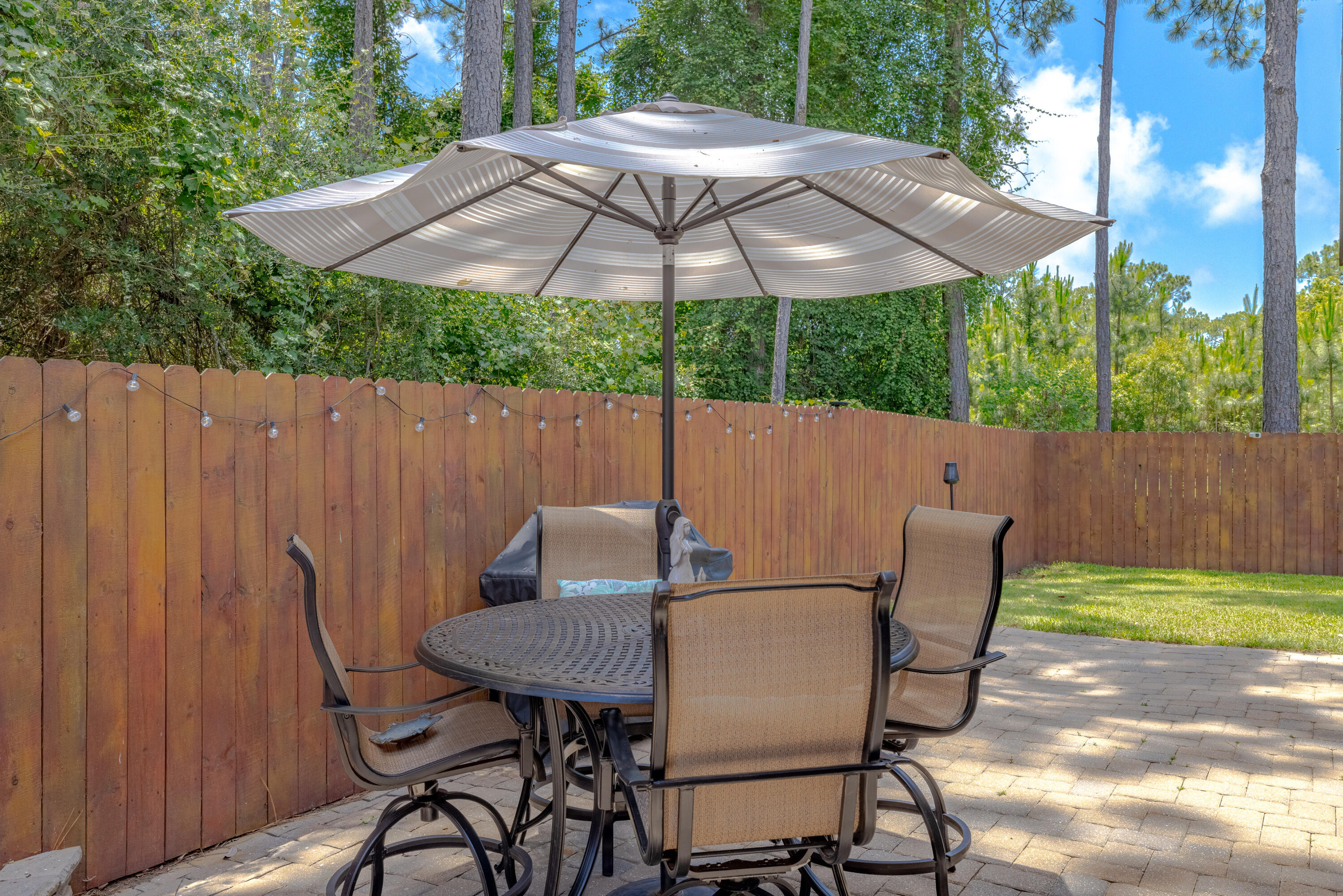 Colony Club - Residential