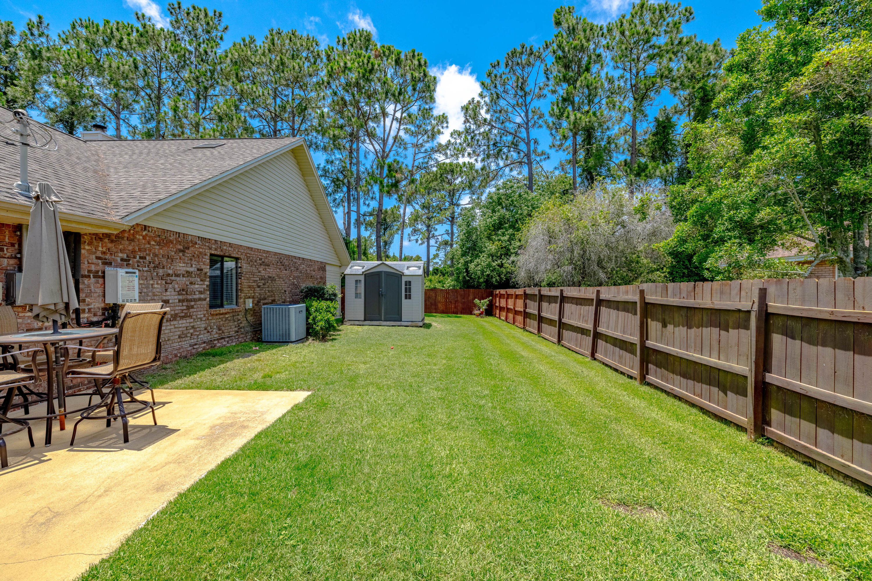 Colony Club - Residential