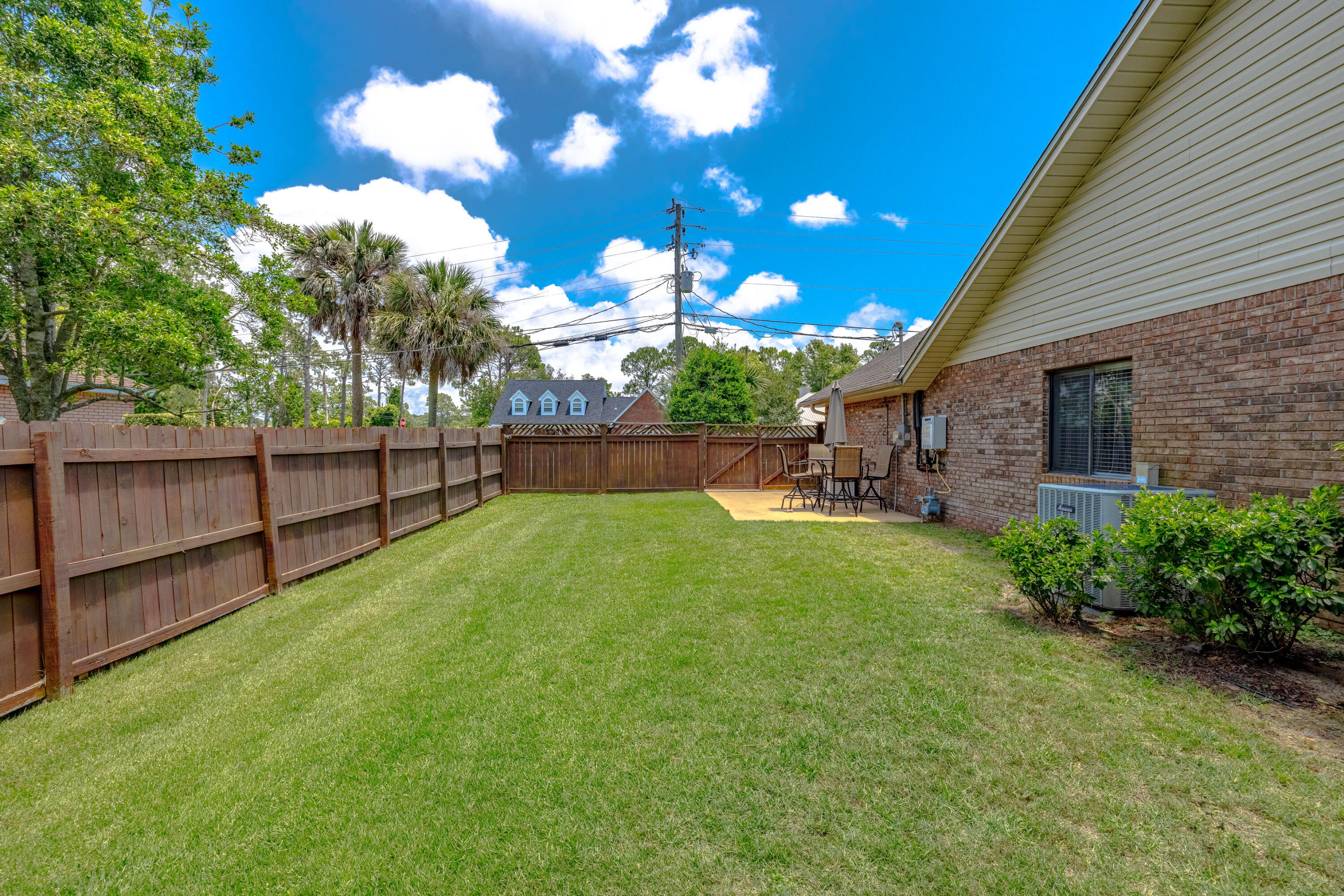 Colony Club - Residential