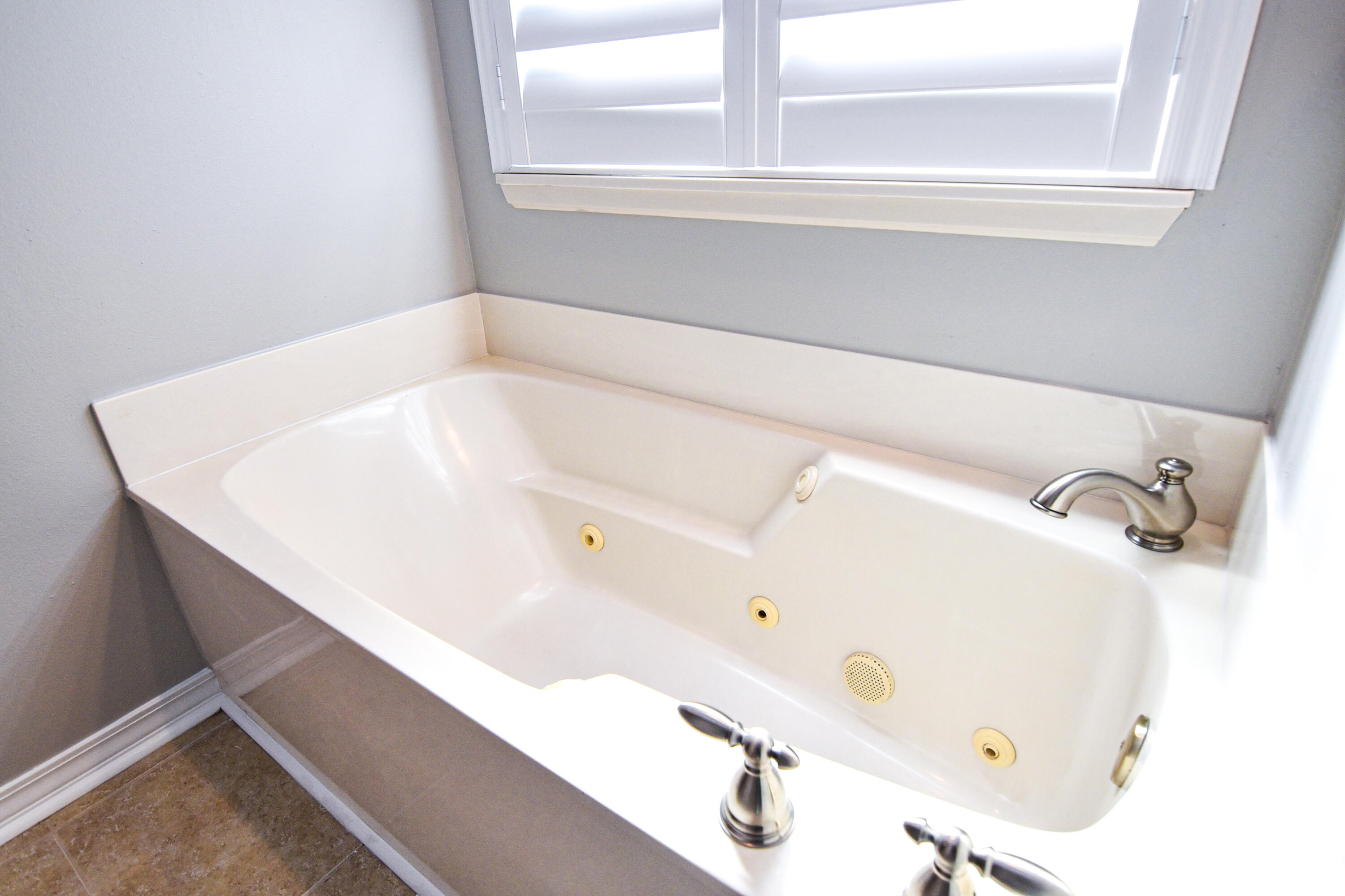 PARKWOOD ESTATES PH 5 - Residential