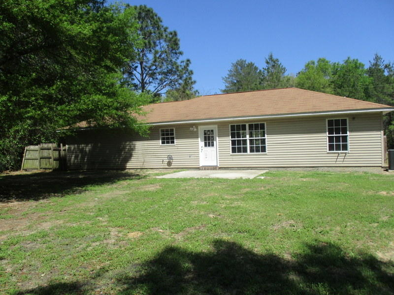 COUNTRY BREEZE ESTATES - Residential