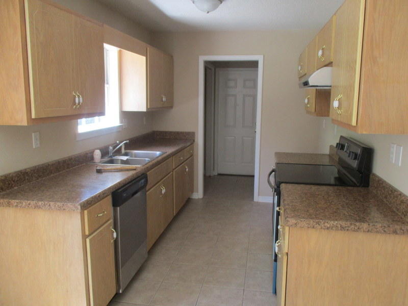 COUNTRY BREEZE ESTATES - Residential