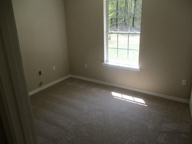 COUNTRY BREEZE ESTATES - Residential