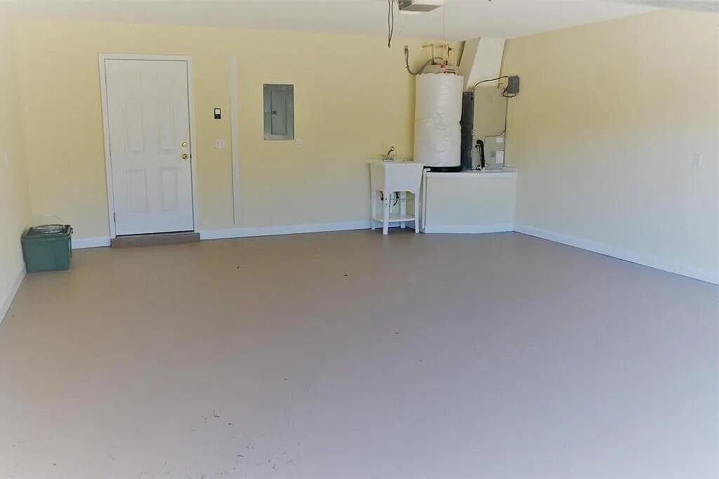 SUMMERWOOD S/D - Residential Lease