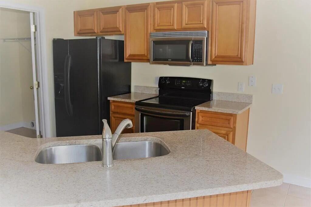 SUMMERWOOD S/D - Residential Lease