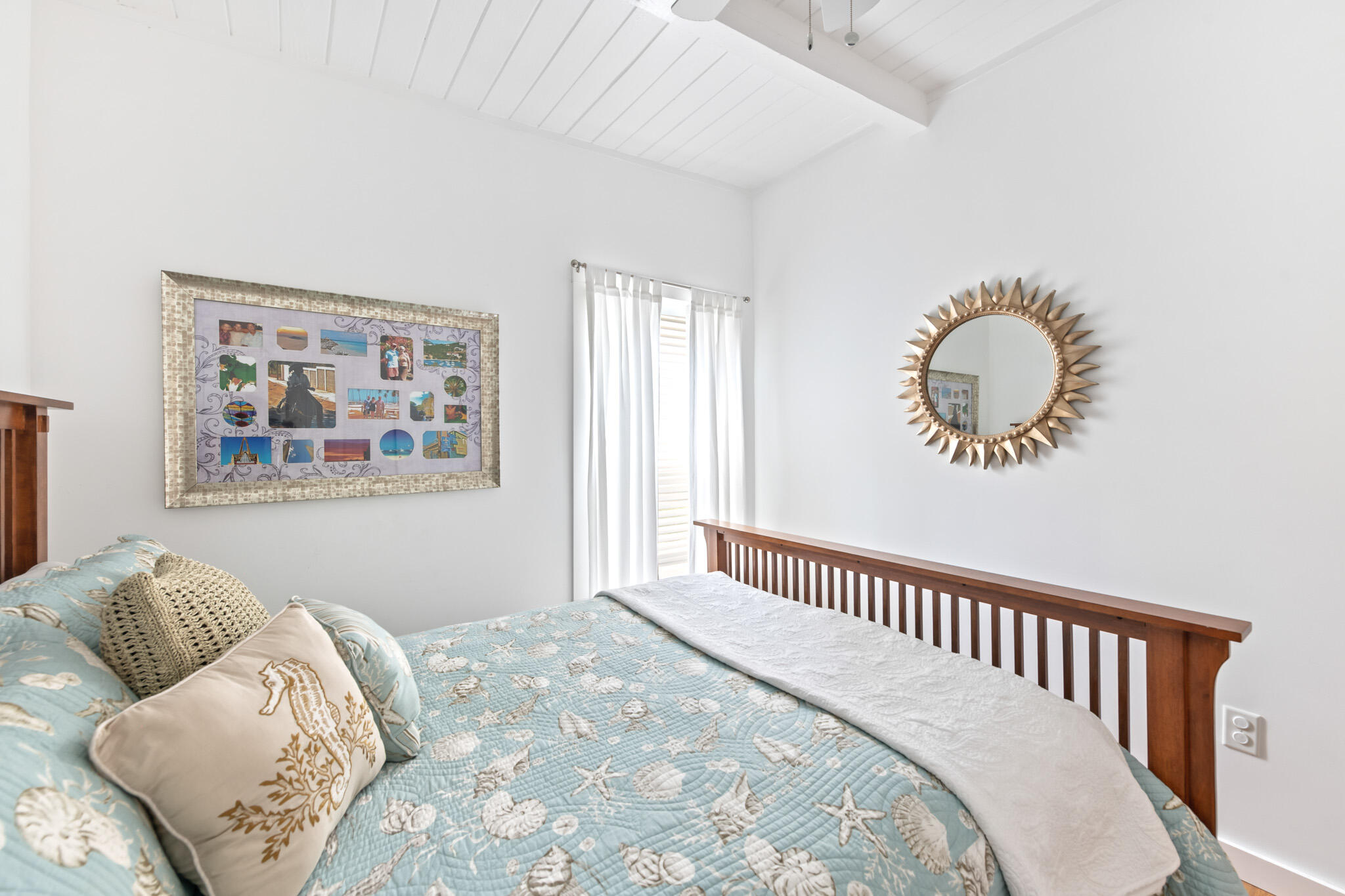 BLUE MOUNTAIN BEACH - Residential
