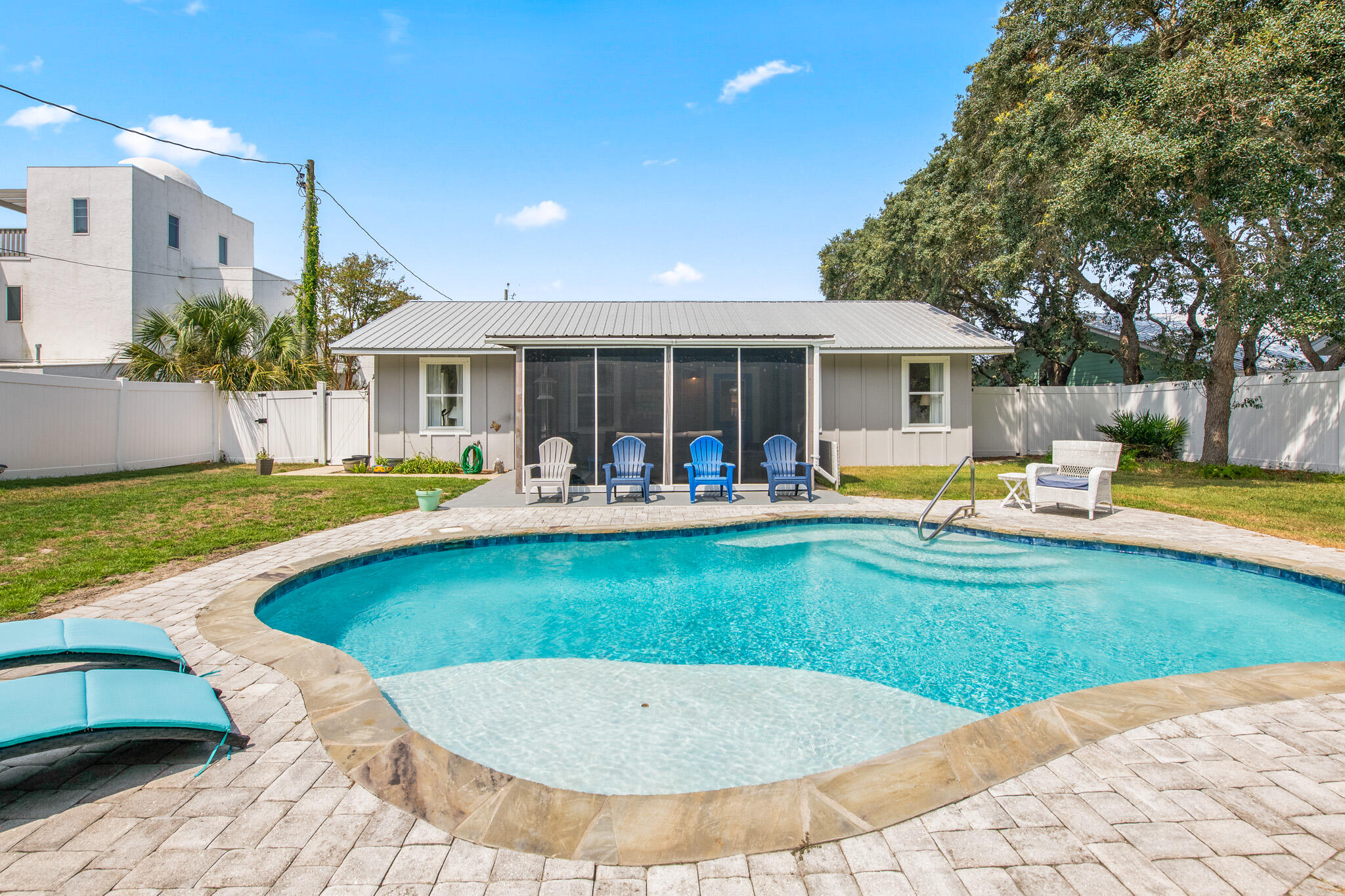 BLUE MOUNTAIN BEACH - Residential