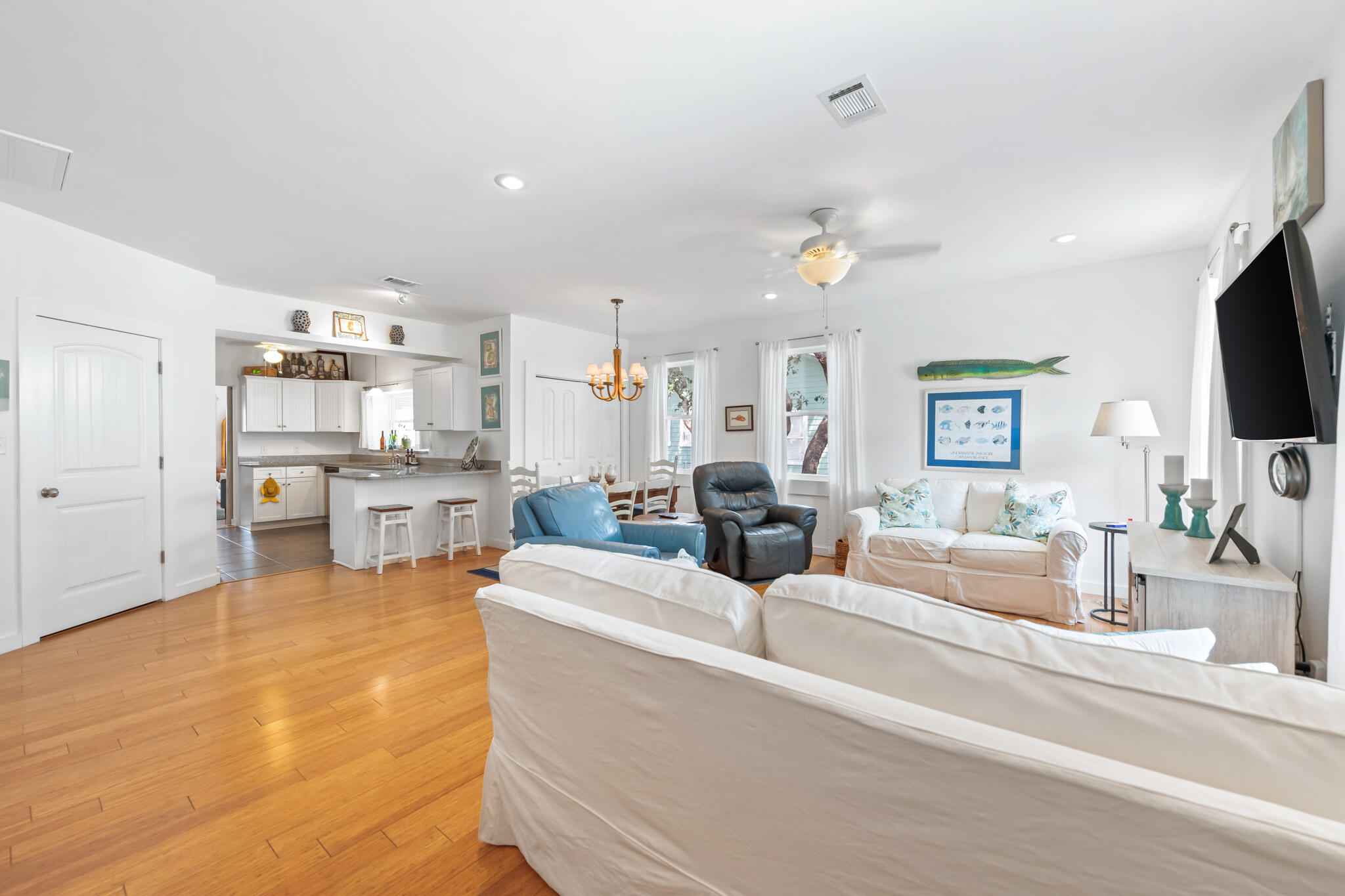 BLUE MOUNTAIN BEACH - Residential