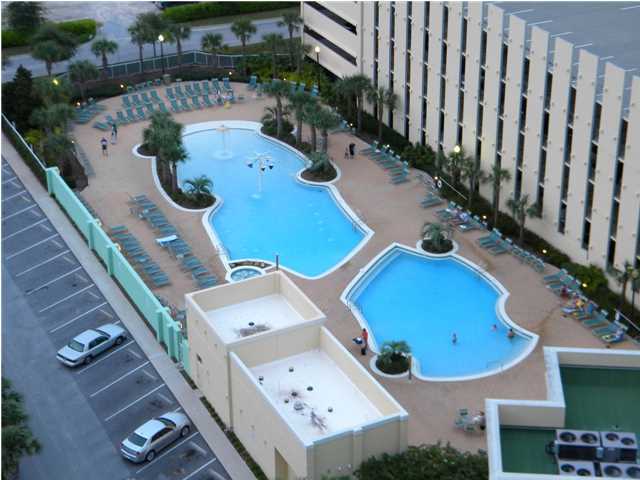 EMERALD BEACH PH 1 - Residential