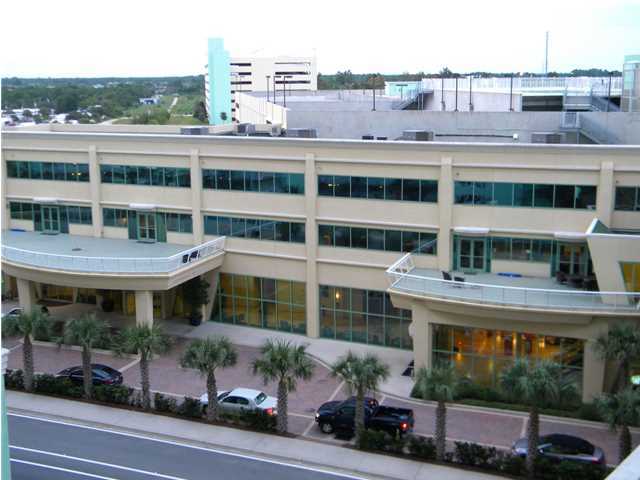 EMERALD BEACH PH 1 - Residential