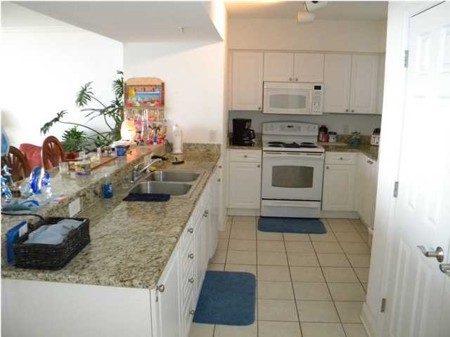 EMERALD BEACH PH 1 - Residential