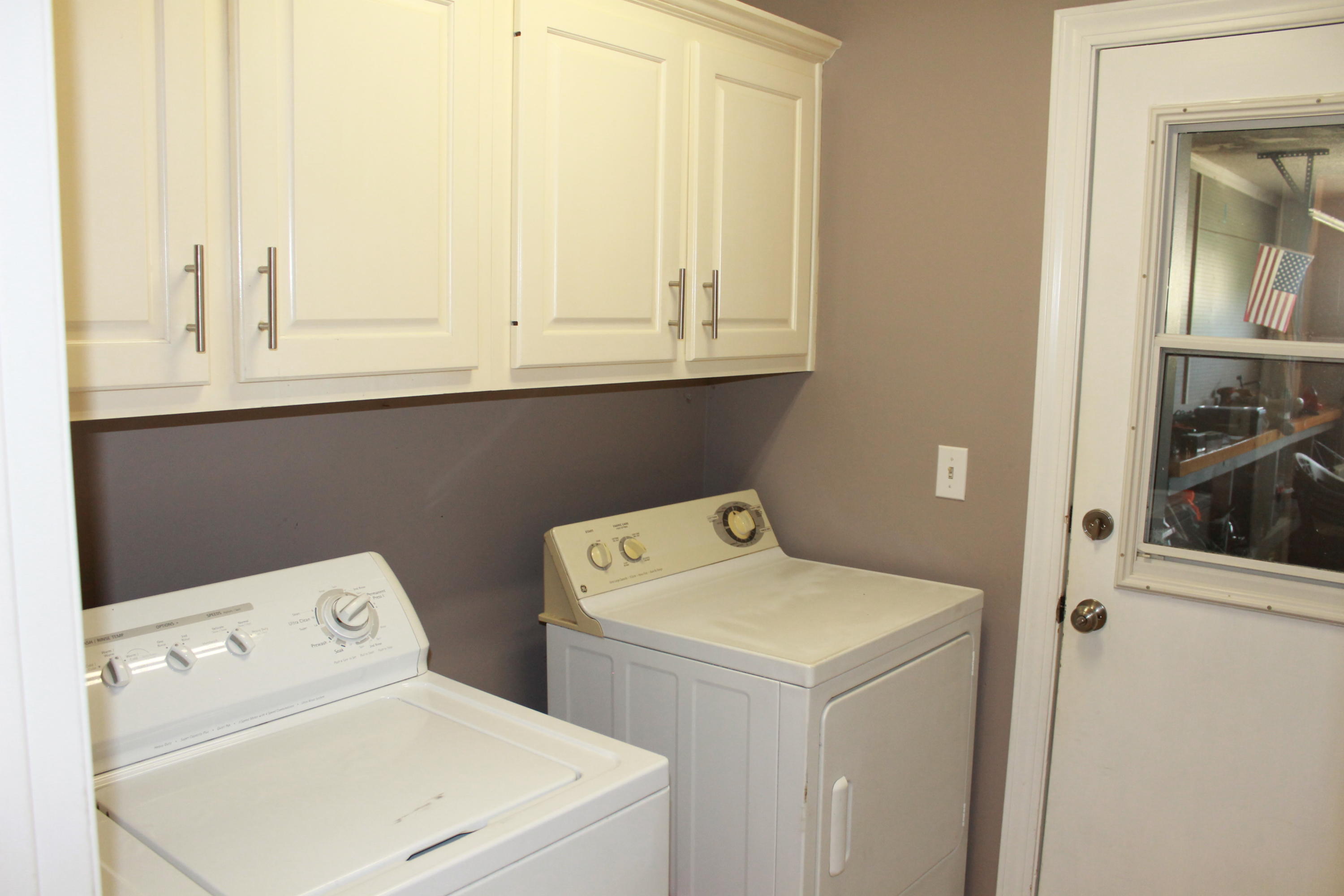 RAINTREE ESTATES #2 - Residential Lease