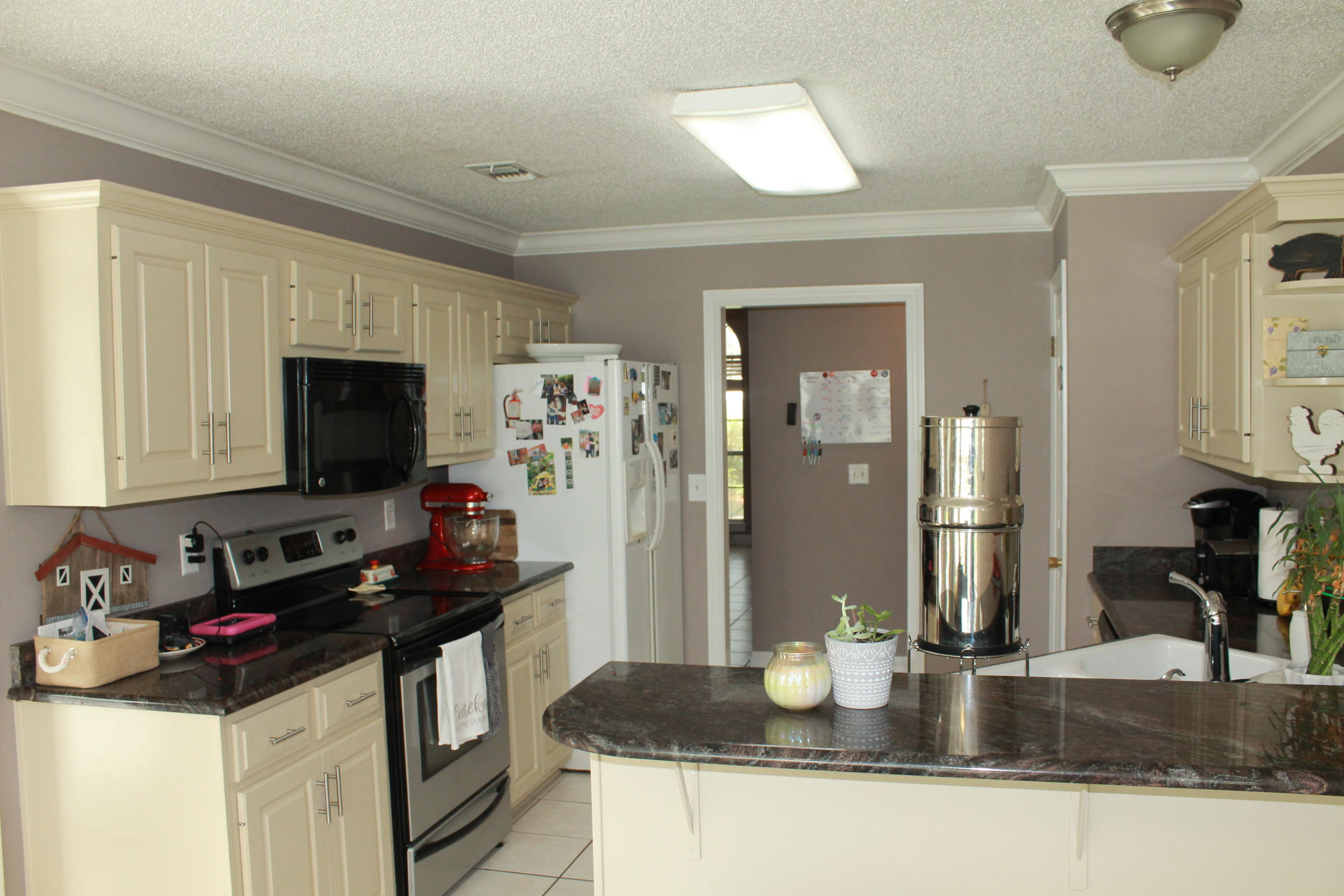 RAINTREE ESTATES #2 - Residential Lease