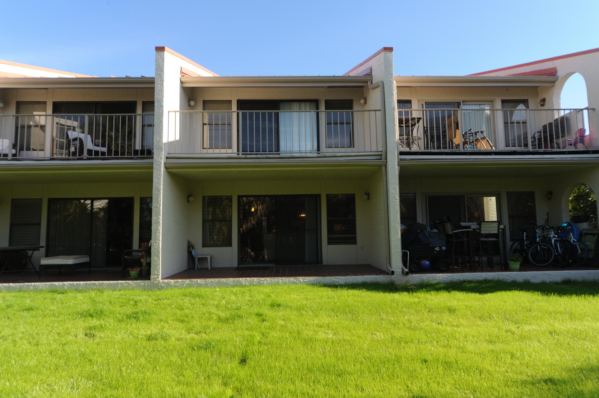 POINTE SOUTH T/H - Residential